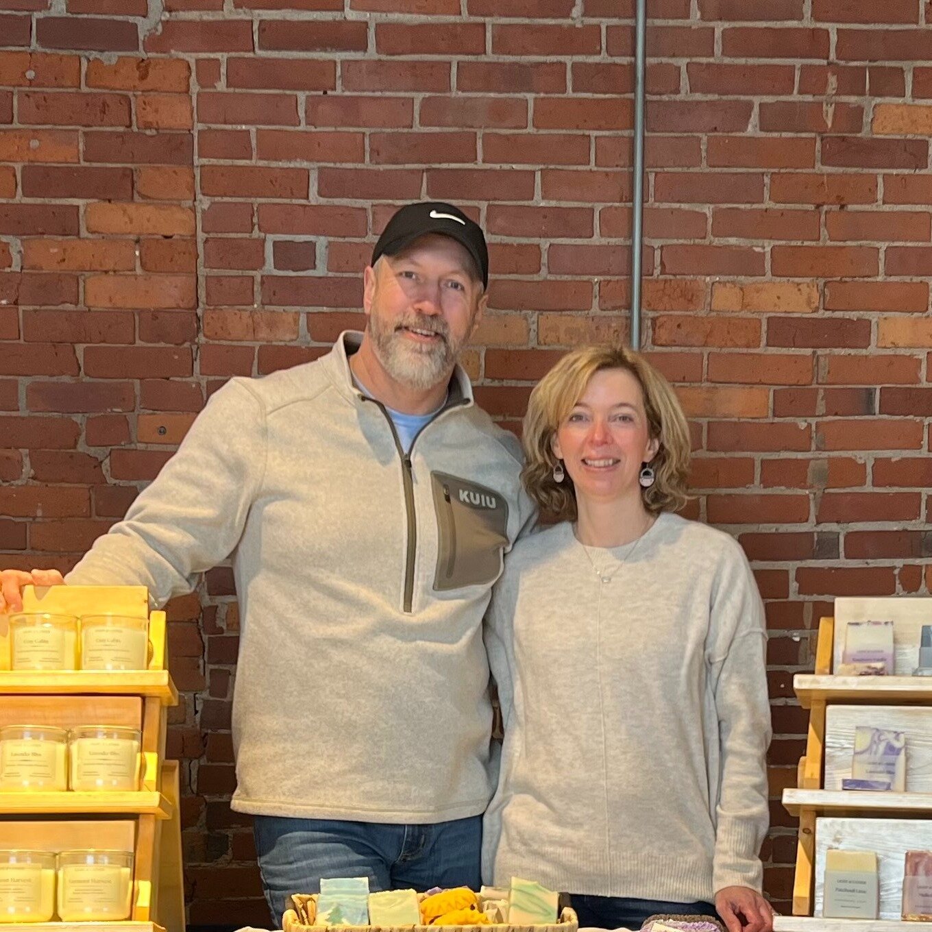 Our next vendor spotlight is the lovely @lightandlather (formerly Pure Essentials VT). If you've been to market, it's likely you've noticed the aroma of some of Sally's beautiful products...

🫧 Light &amp; Lather is a small-batch soap and candle com