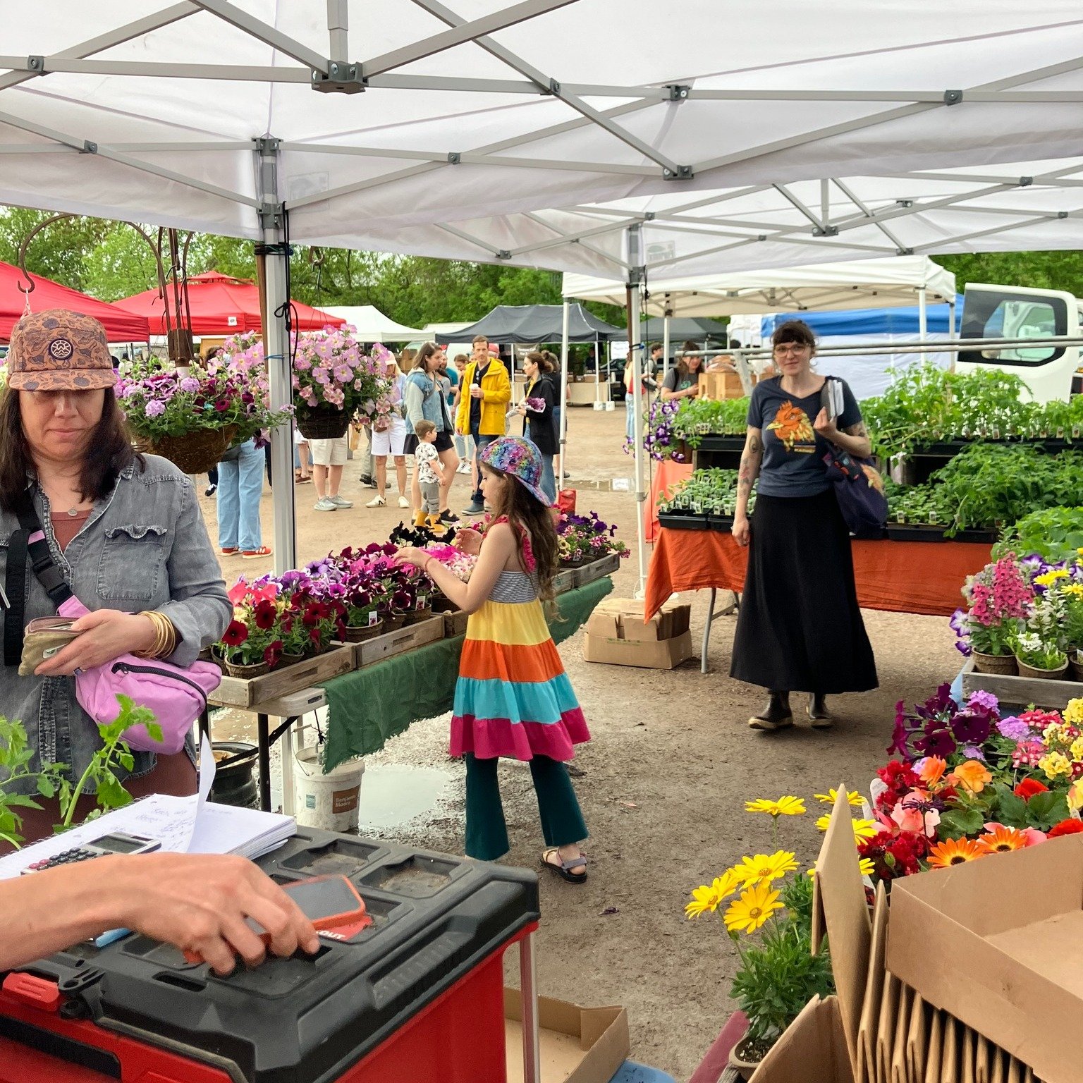 Market day is almost here! Join us tomorrow from 9AM&ndash;2PM at 345 Pine St. Rain or shine, we&rsquo;ll be there! 

✨ 75 amazing vendors
🎶 Live music from @queencitycutups &amp; @djangosoulo
🎨 Fun activities for the kiddos

Bring your friends, yo