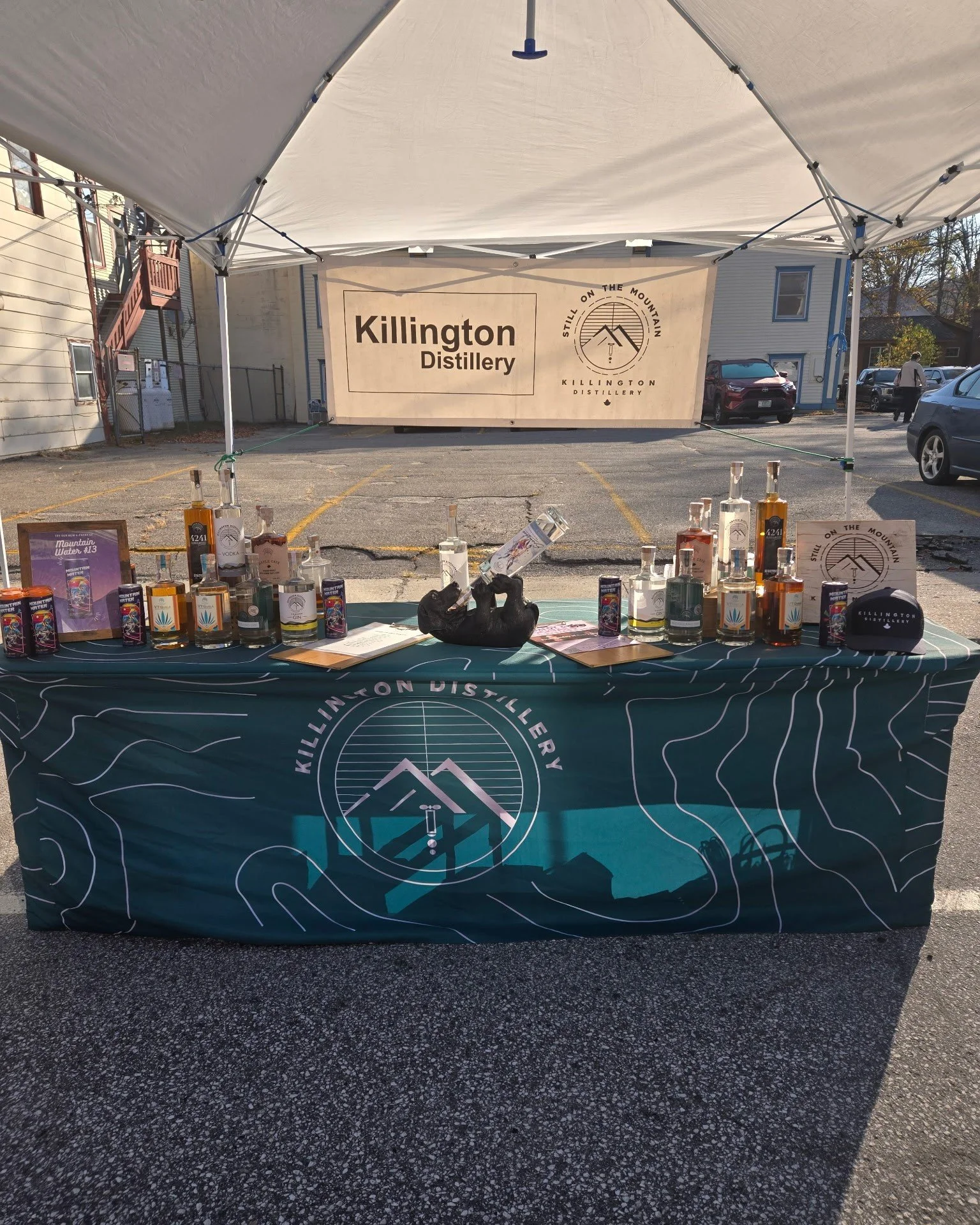 In today's vendor feature, meet @stillonthemtn!

From small-batch beginnings to multiple award-winning spirits, Killington Distillery celebrates Vermont&rsquo;s bounty in every pour. Family-owned and female-led, they&rsquo;re proud to craft bourbon, 