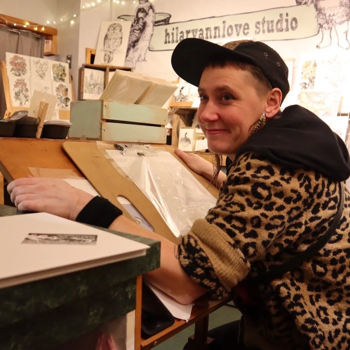 If you've been in Burlington for a while, you'll likely recognize this vendor of the week! Meet @hilaryannlove 

Hilaryannlove Studio offers prints, cards, stickers and more featuring her unique illustrations of the flora and fauna from local woods a
