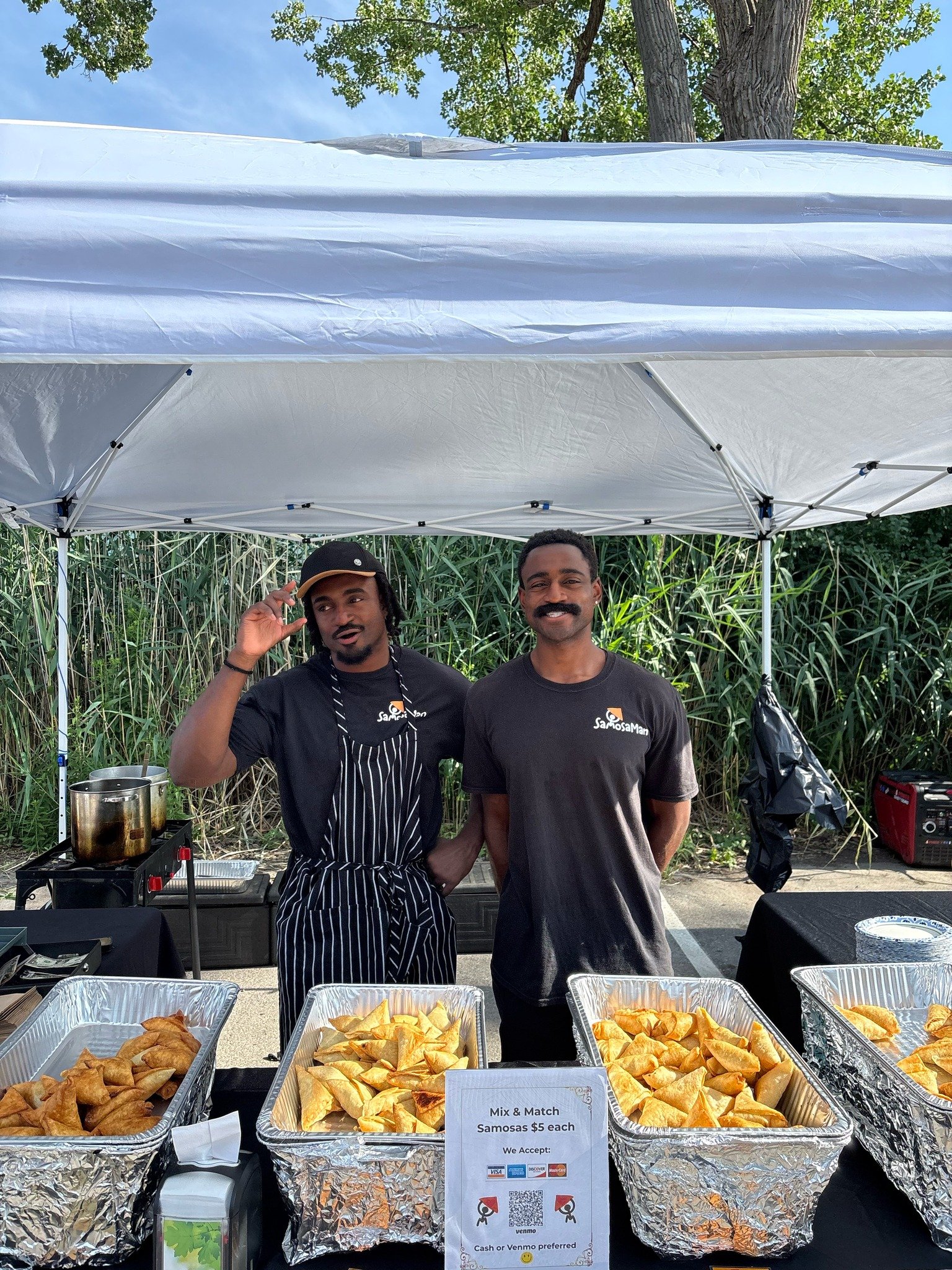 Meet this week's featured vendor, @samosamanvt ! 😋 As the premiere Samosa experience in Vermont and home of the famous Steak &amp; Cheese samosa, they bring classic and creative handcrafted samosa creations to the market every Saturday. 

Come get a