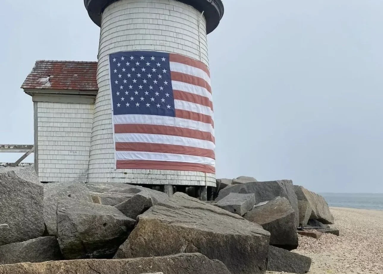 Nantucket Red: How the Grey Island Got It’s Salmon Hue