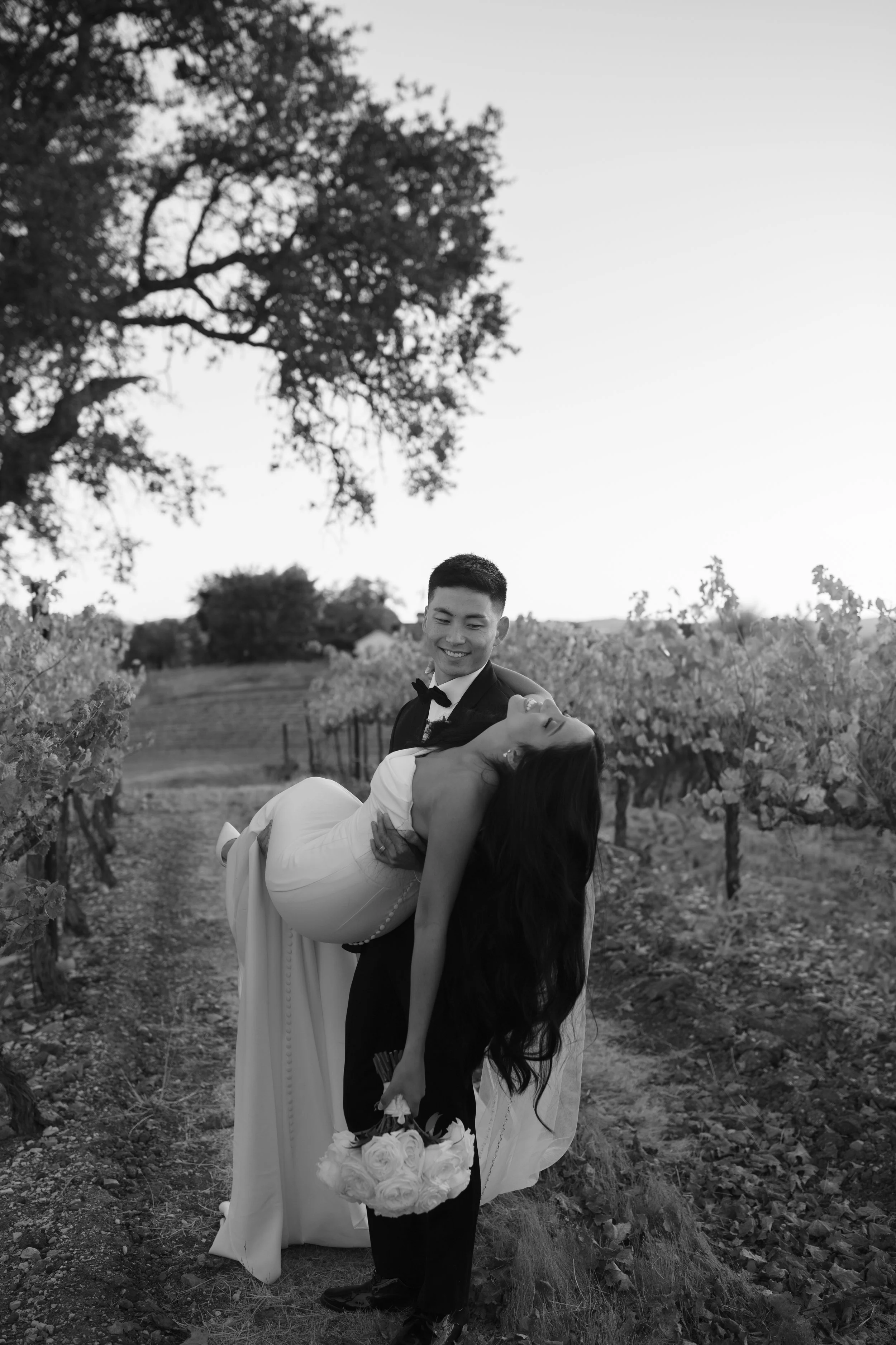 Bride and groom at Terra Mia Resort, Paso Robles, California