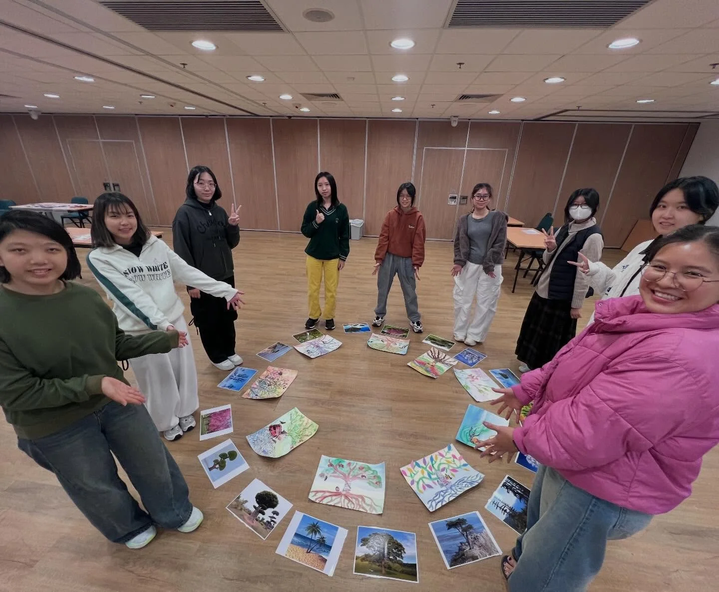Love my visits to HKBU students. Life as a students can be tough for these youngsters, they identified many current pressures in their lives. Academic, peer, parents, the future, social media, hormones and of course the SELF! This group felt that tha