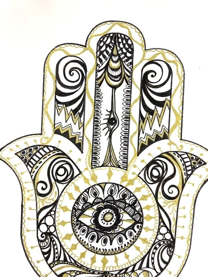 With love from our Doodle Group to all experiencing disruption and danger in the world right now. The Hamsa is a symbol of peace, protection and blessing on Jewish, Arabic and Christian cultures in the Middle East. 🕊️✌️☮️🕊️✌️🪷🌸🕊️🙏 #lunchtimedes