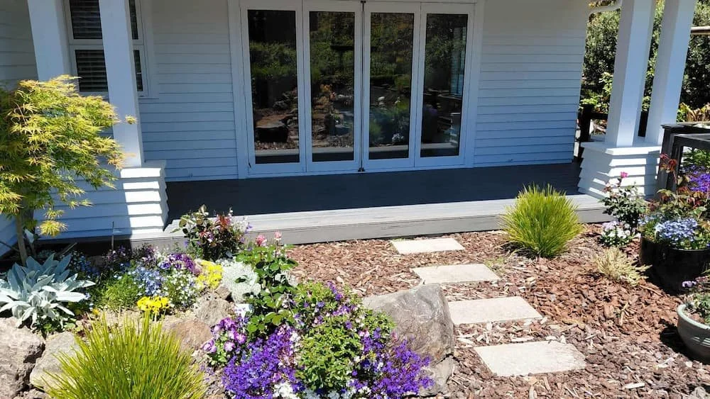  Composite Decking (H3)   The ultimate low-maintenance solution. No staining, no rotting, and no splinters—perfect for The Lakes and Pyes Pa.