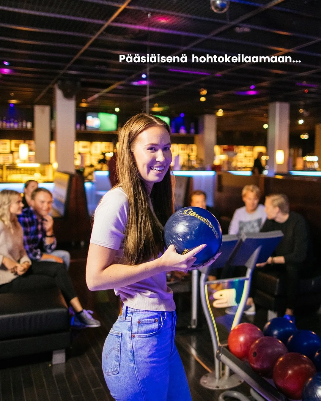 Tervetuloa viett&auml;m&auml;&auml;n p&auml;&auml;si&auml;ist&auml; BowlCircus Flamingoon! Olemme avoinna joka p&auml;iv&auml; klo 12-24. 🐥

Hohtokeilausta, biljardia, herkuttelua ja virvokkeita, eli t&auml;ydellist&auml; tekemist&auml; pitkille vap
