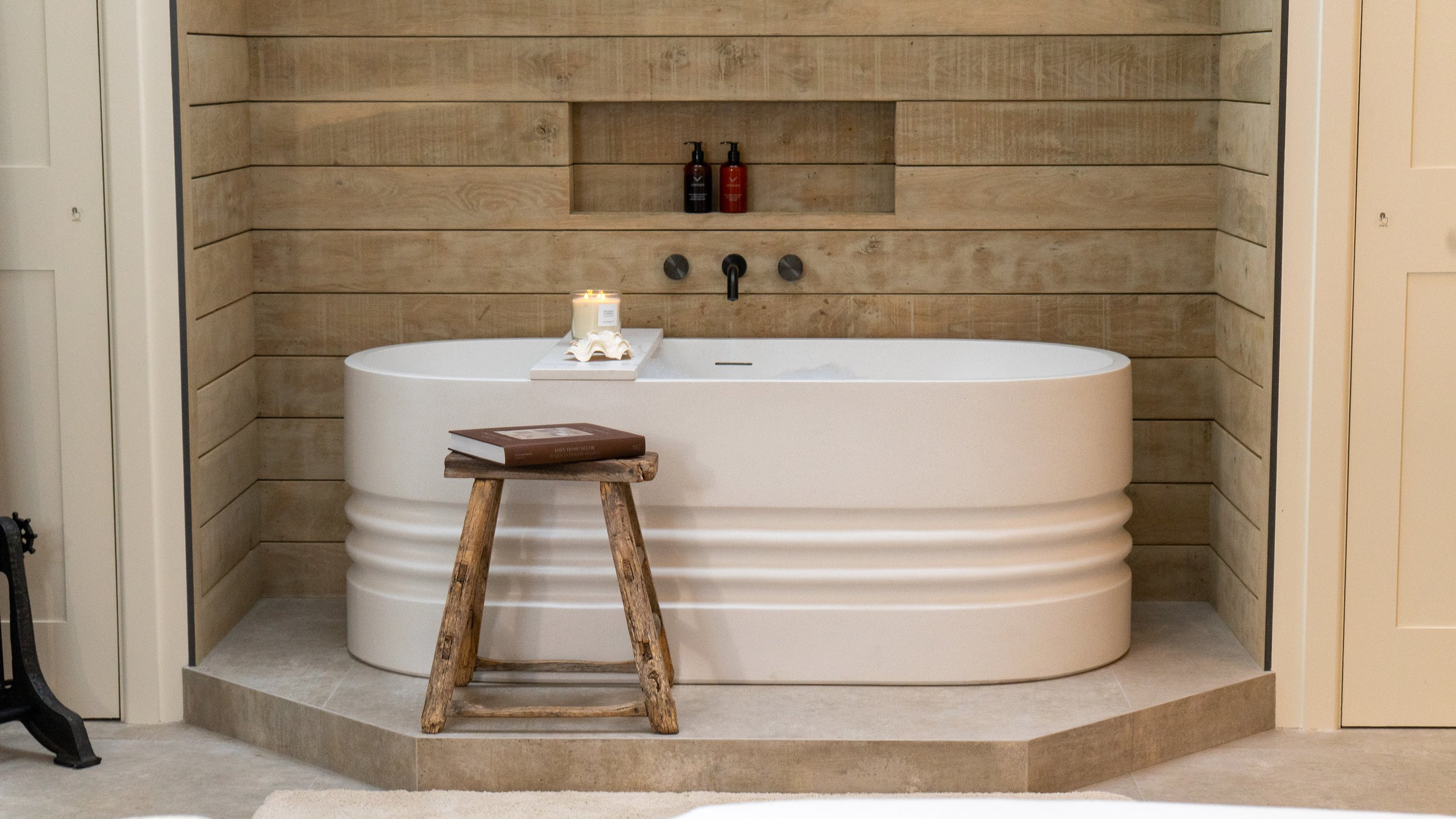 CotswoldGrey11_12-60 (1).jpg