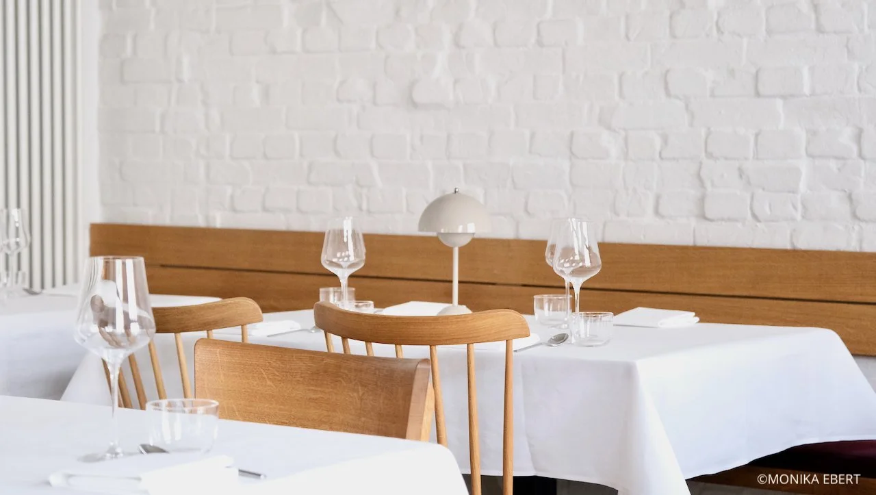 SARAH HALLMANN. FEMALE LEADERS.       RESTAURANT HALLMANN + KLEE.       BERLIN