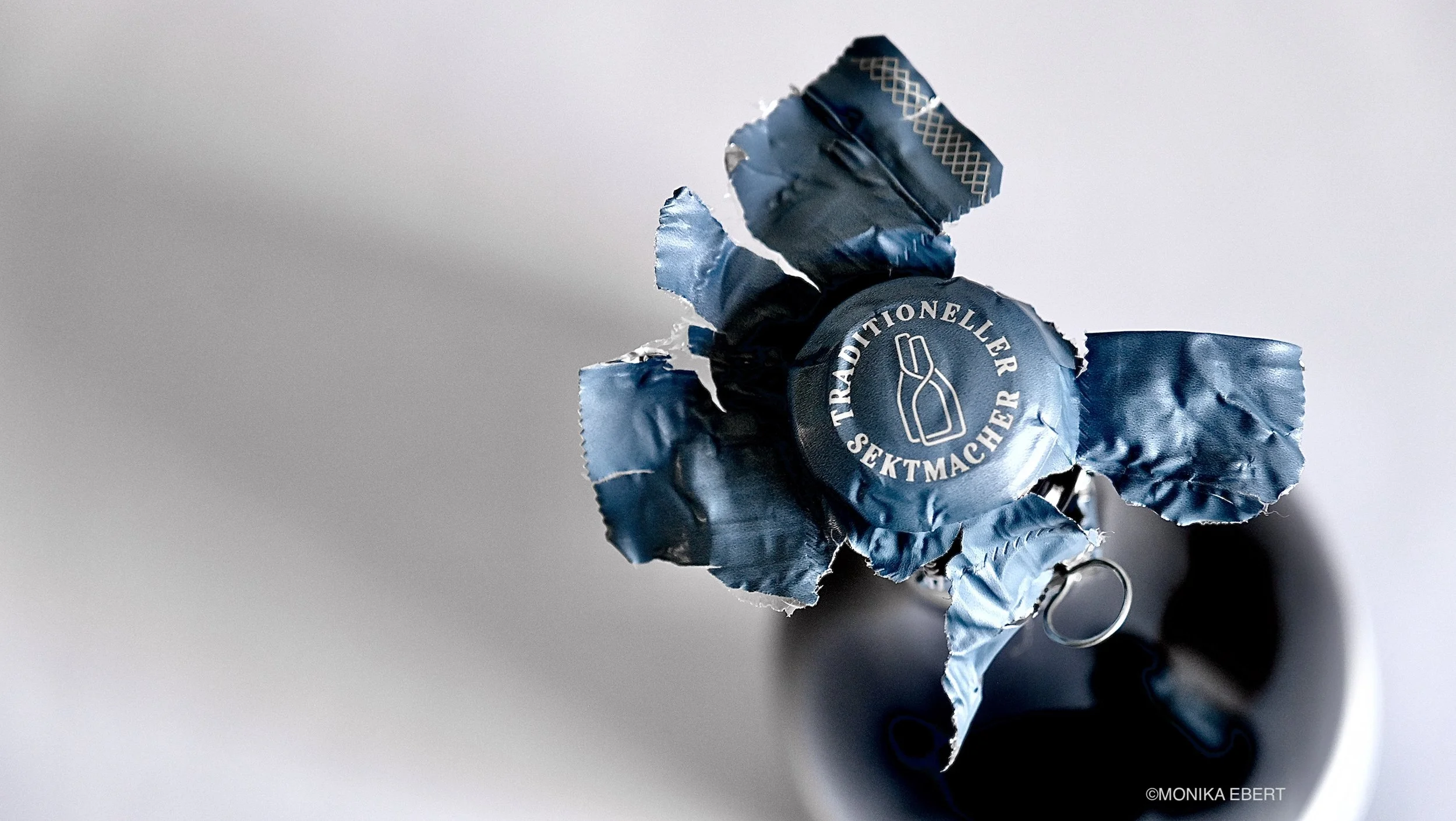 260312_lena_mythos_reserve_titel_o1 - 1.jpeg