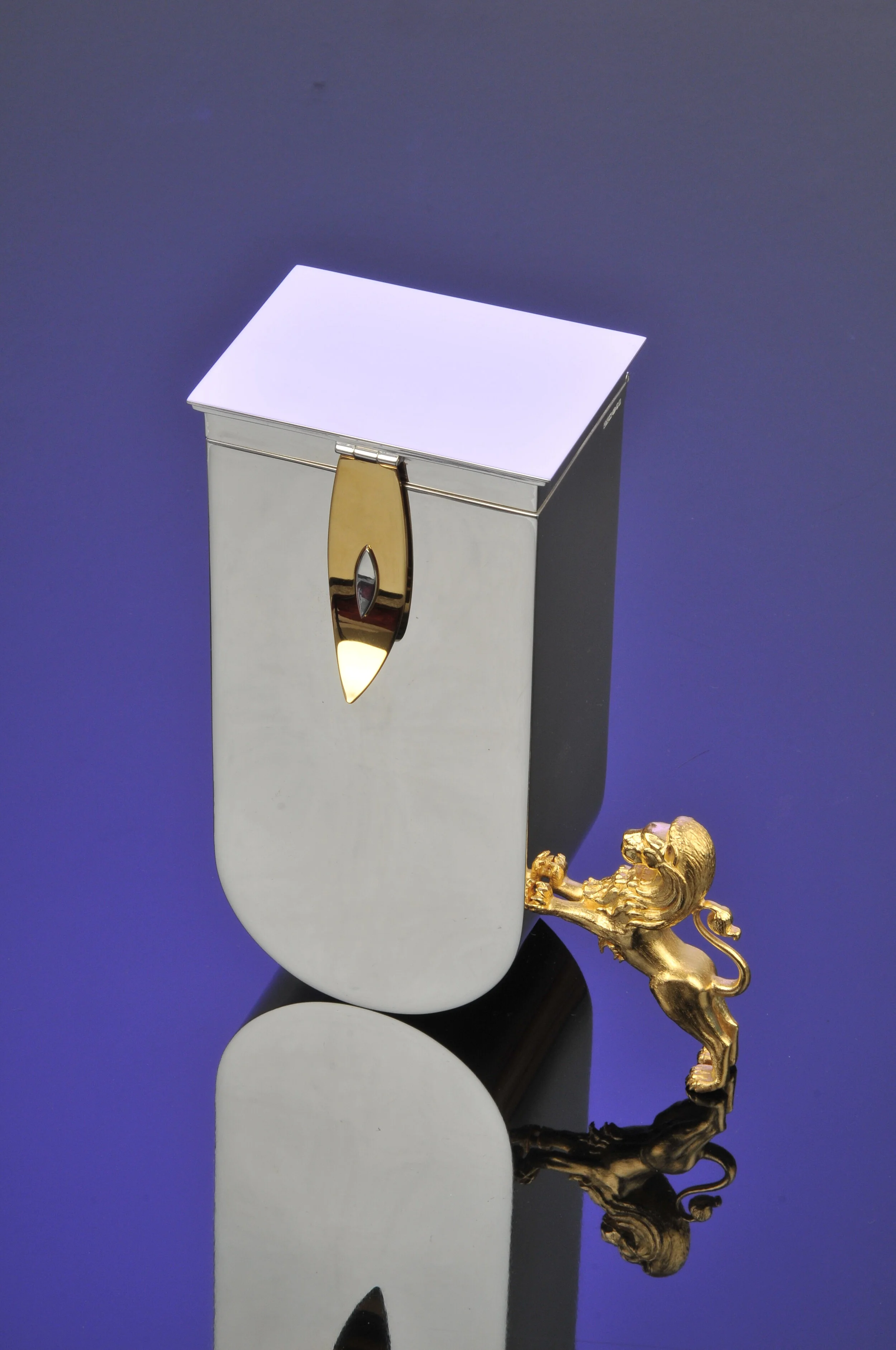 Cigar box or pencil box silver and gold lion design