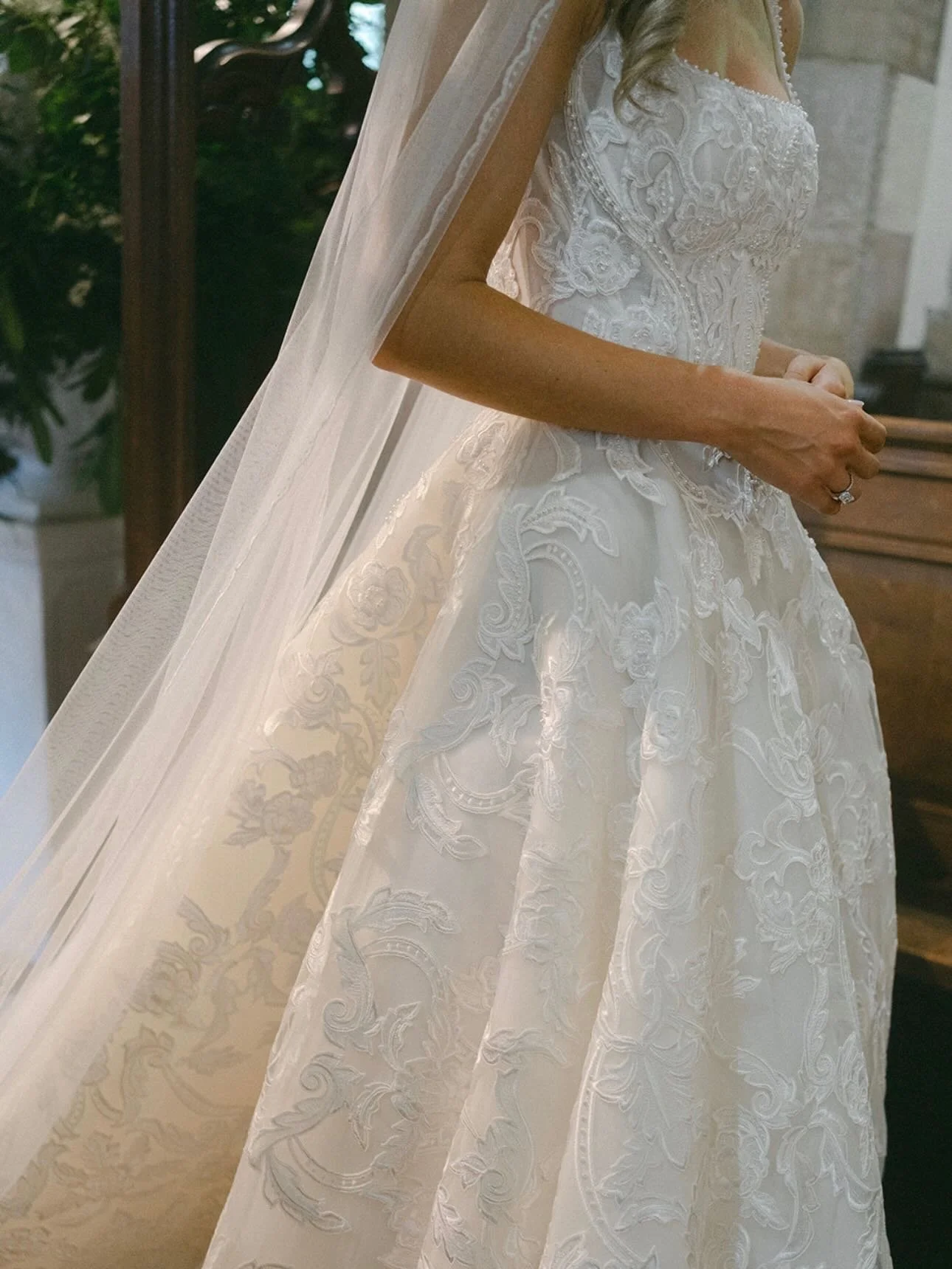 SARAH 🤍 @sarahwoolleyx 

Photography @rebeccakerrphotography 
Venue @middletonlodge 
Planning @blondearmy 
MUA @emmyclarkson 
HAIR @janealexandratimperley