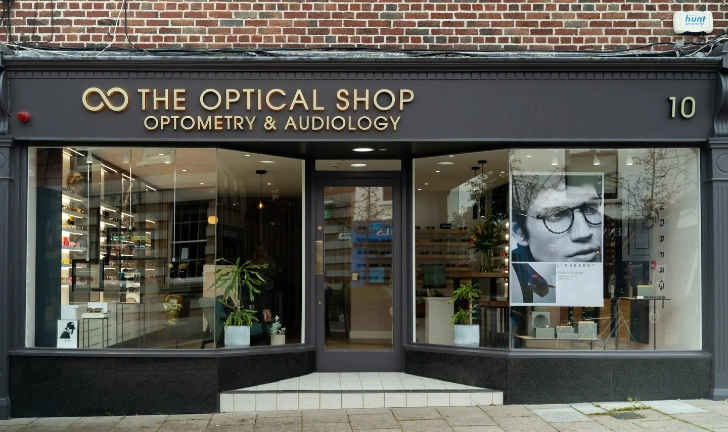 Your friendly neighbourhood opticians 🤓 #optician #blackrock #dublin