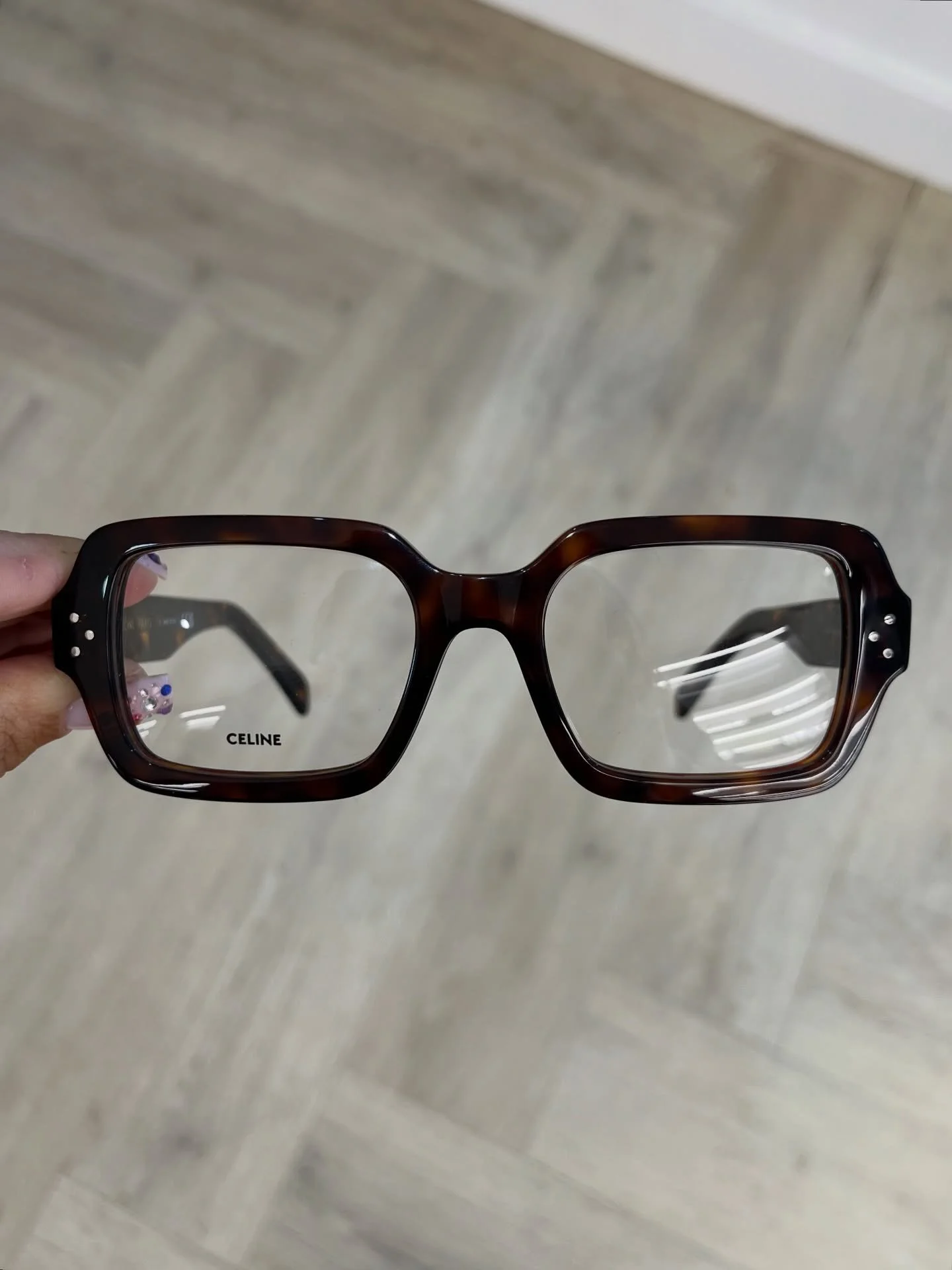 If you love a structured, oversized square frame,this Celine beauty is calling your name🤎#optician #blackrock #celine #celineeyewear #celineglasses