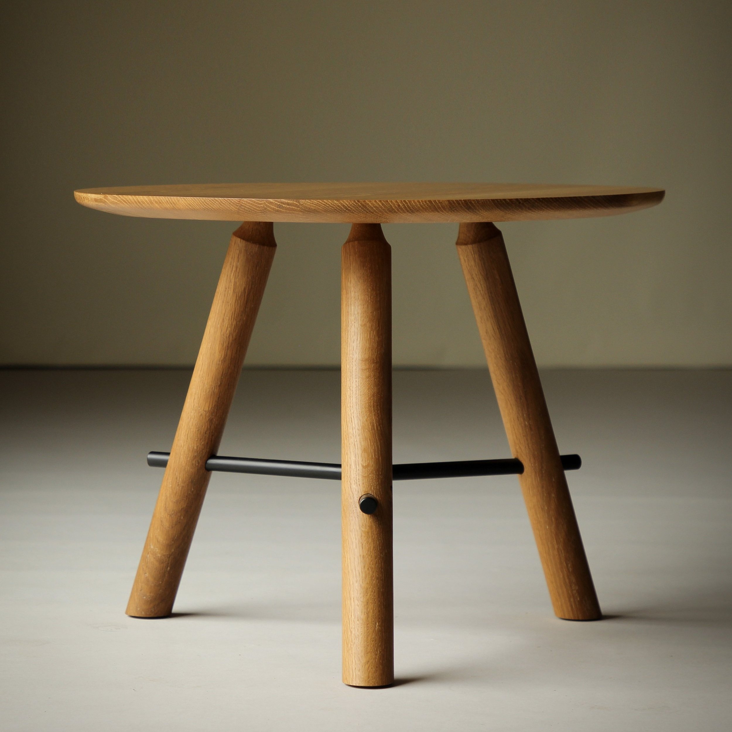 Brace+oak+table.jpg