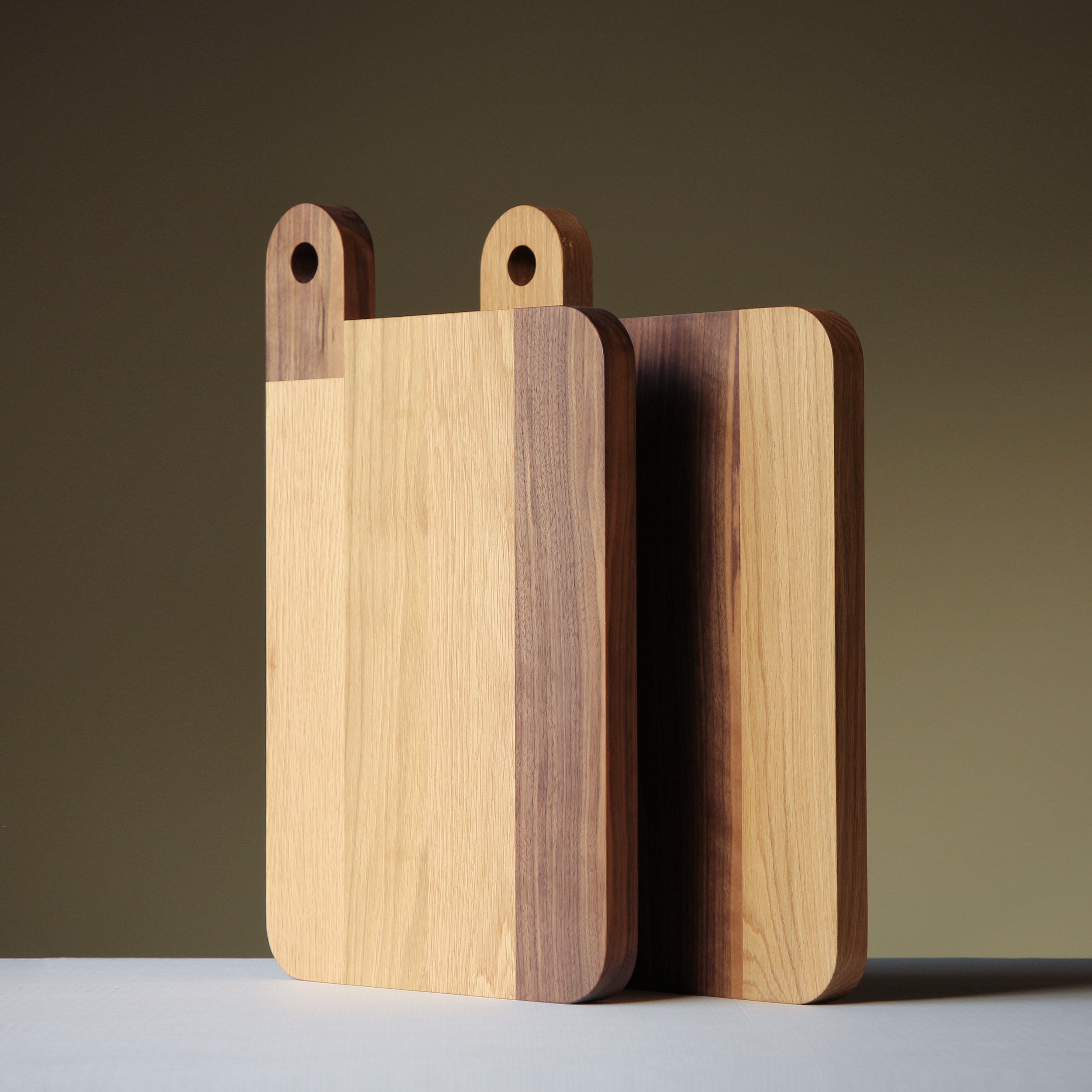 Tone - oak and walnut chopping boards-11.jpg