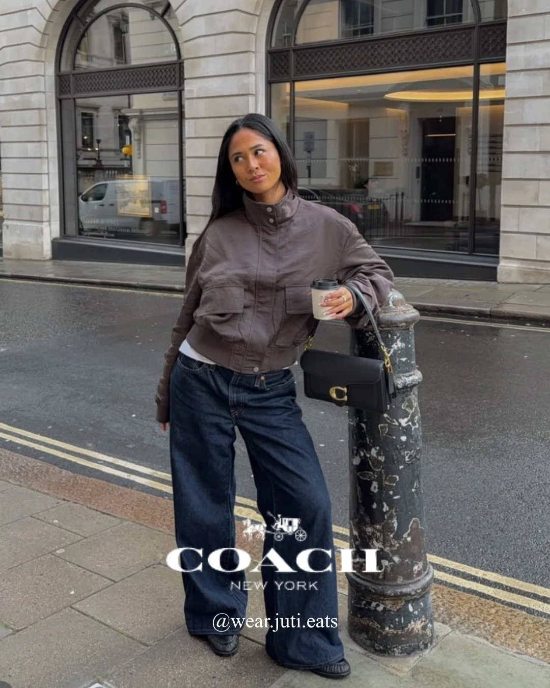 Juti partners with @coach x @ltk.europe to spotlight the bag of the moment: the Tabby, styling it for a classic yet versatile look to take you from day to evening 🤎