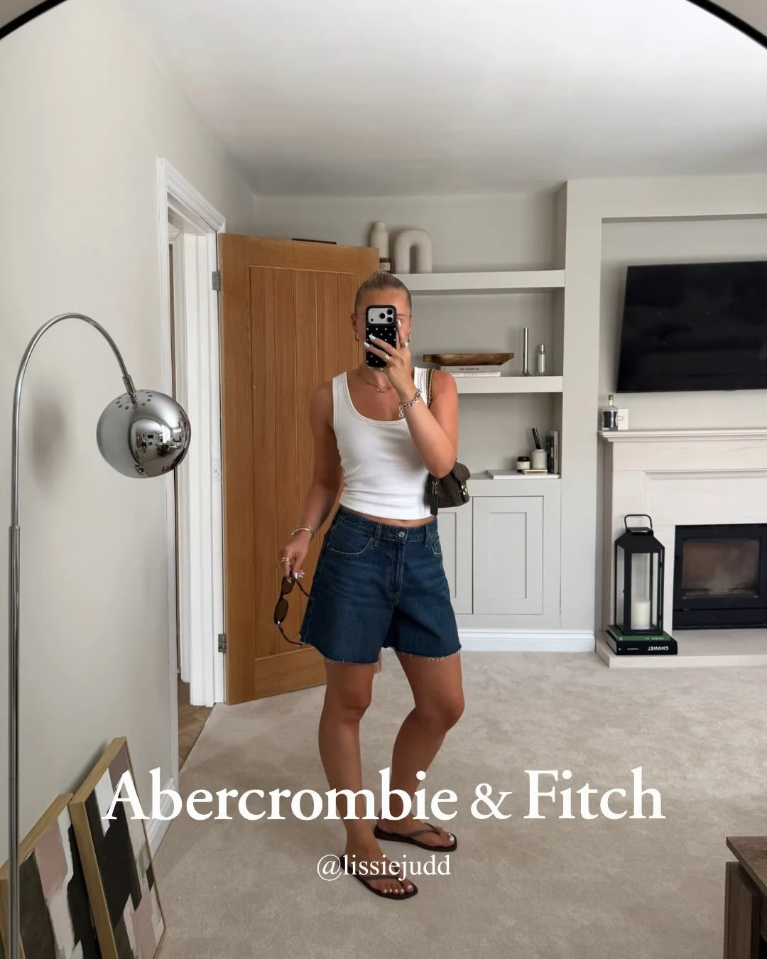 Lissie partners with @abercrombie again, sharing how she styles her favourite late summer pieces☀️