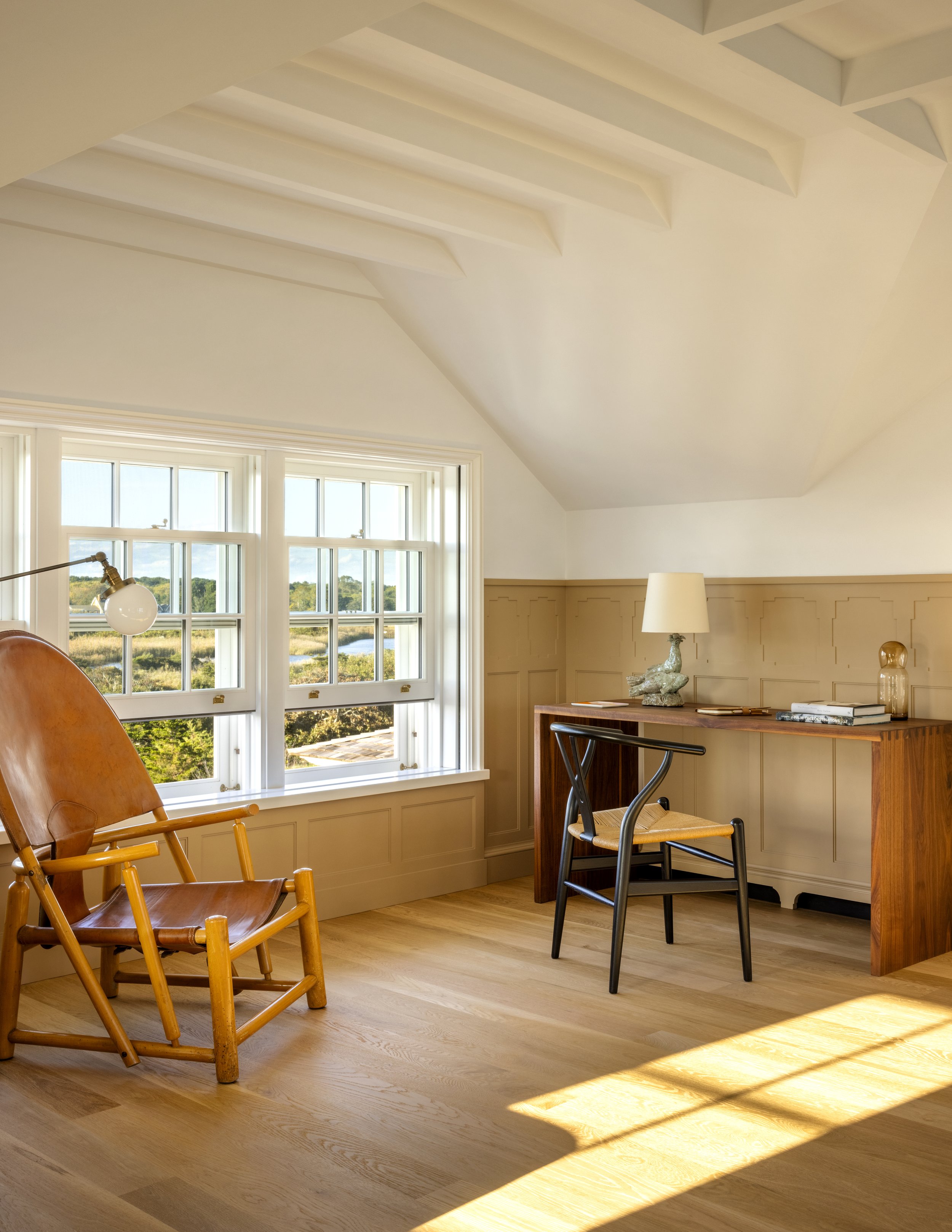With access to a private tower deck, the guest suite has views in all directions. It is a perfect place to spend a quiet weekend any time of year.