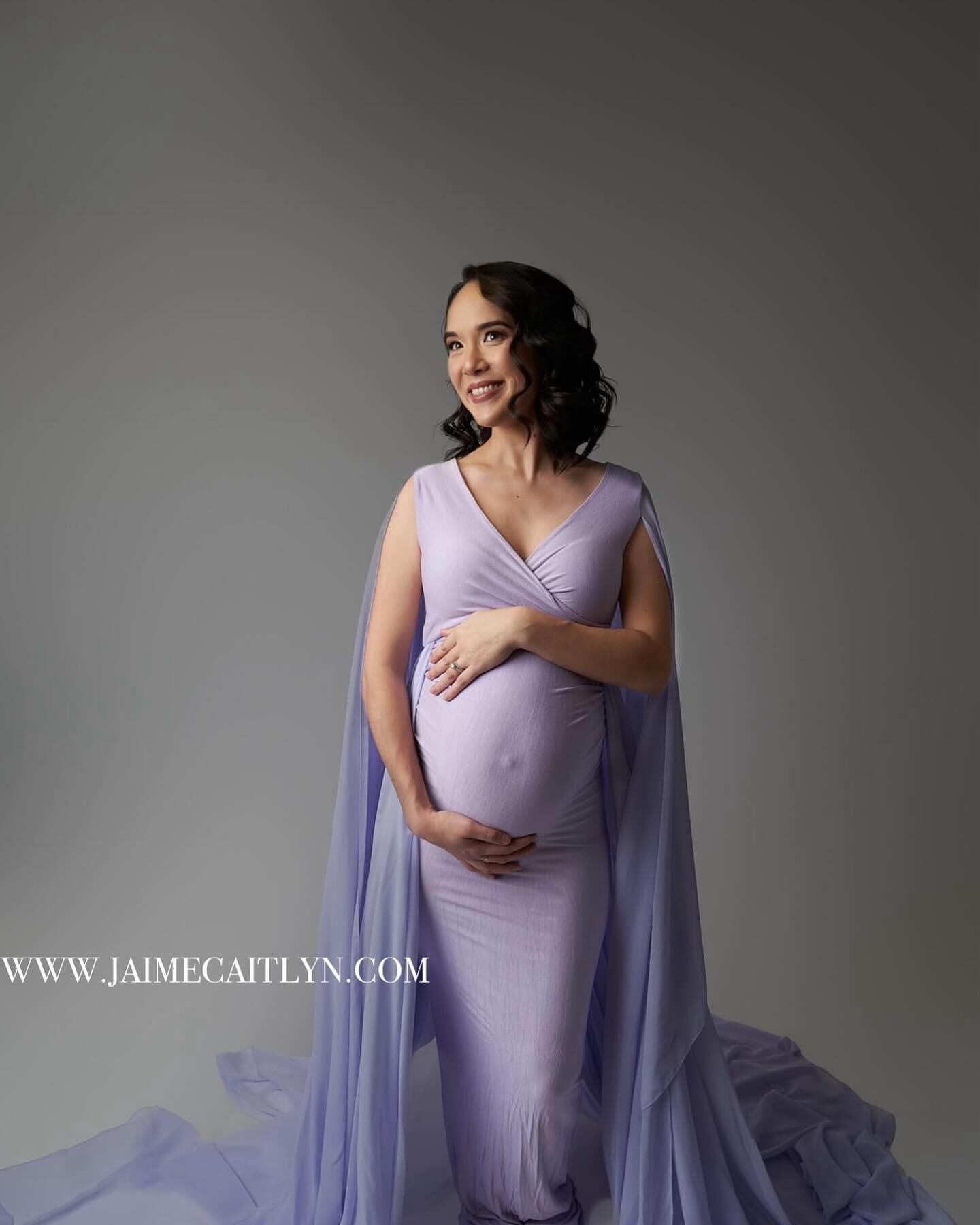 My first session of 2024 with the beautiful Jen who is just glowing in her photos! 

Maternity takes place 32 weeks in term. Booking into February and March 2024. 
www.jaimecaitlyn.com