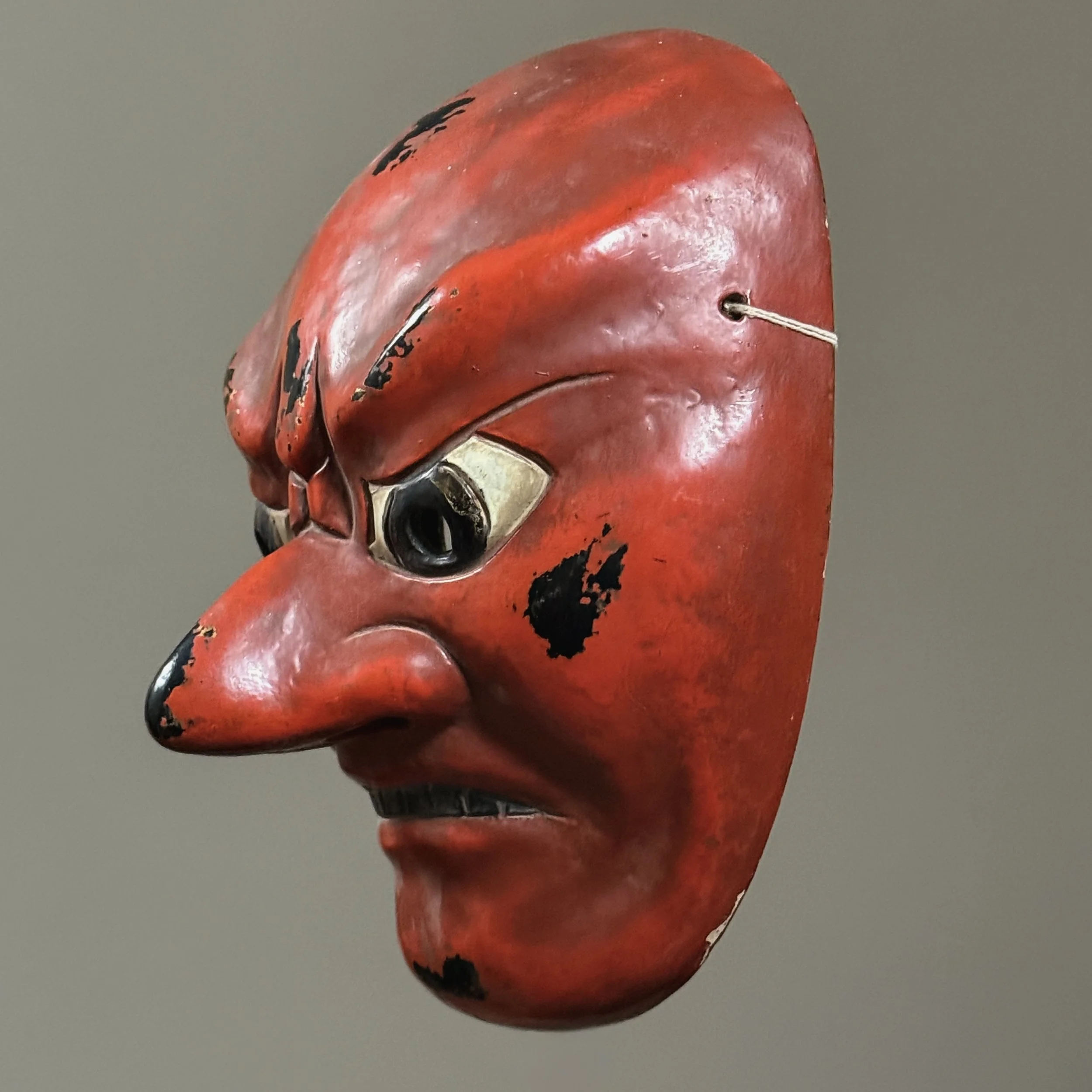 Side view Noh mask