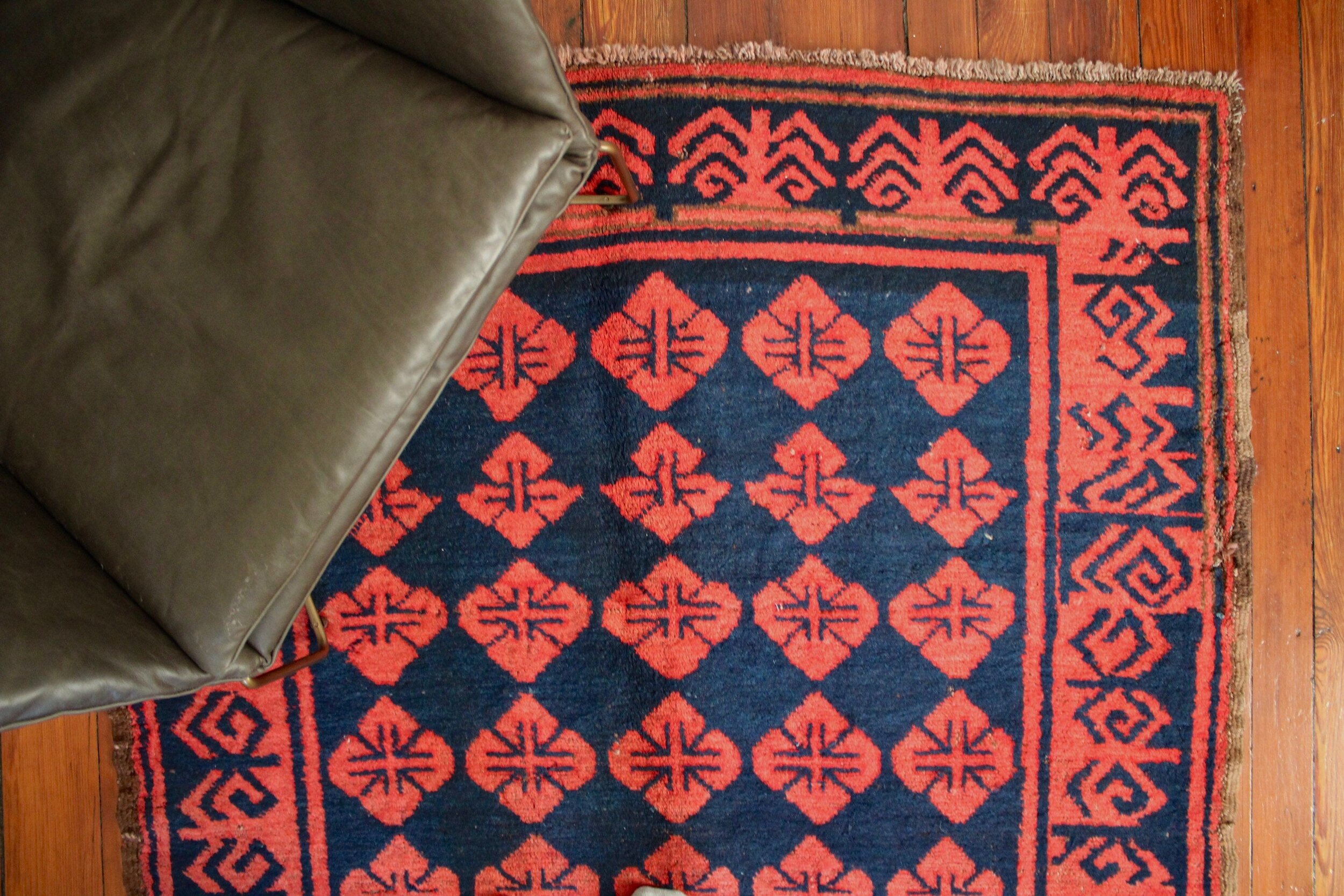 Antique Central Asian Rug 4.9' x 8.1'