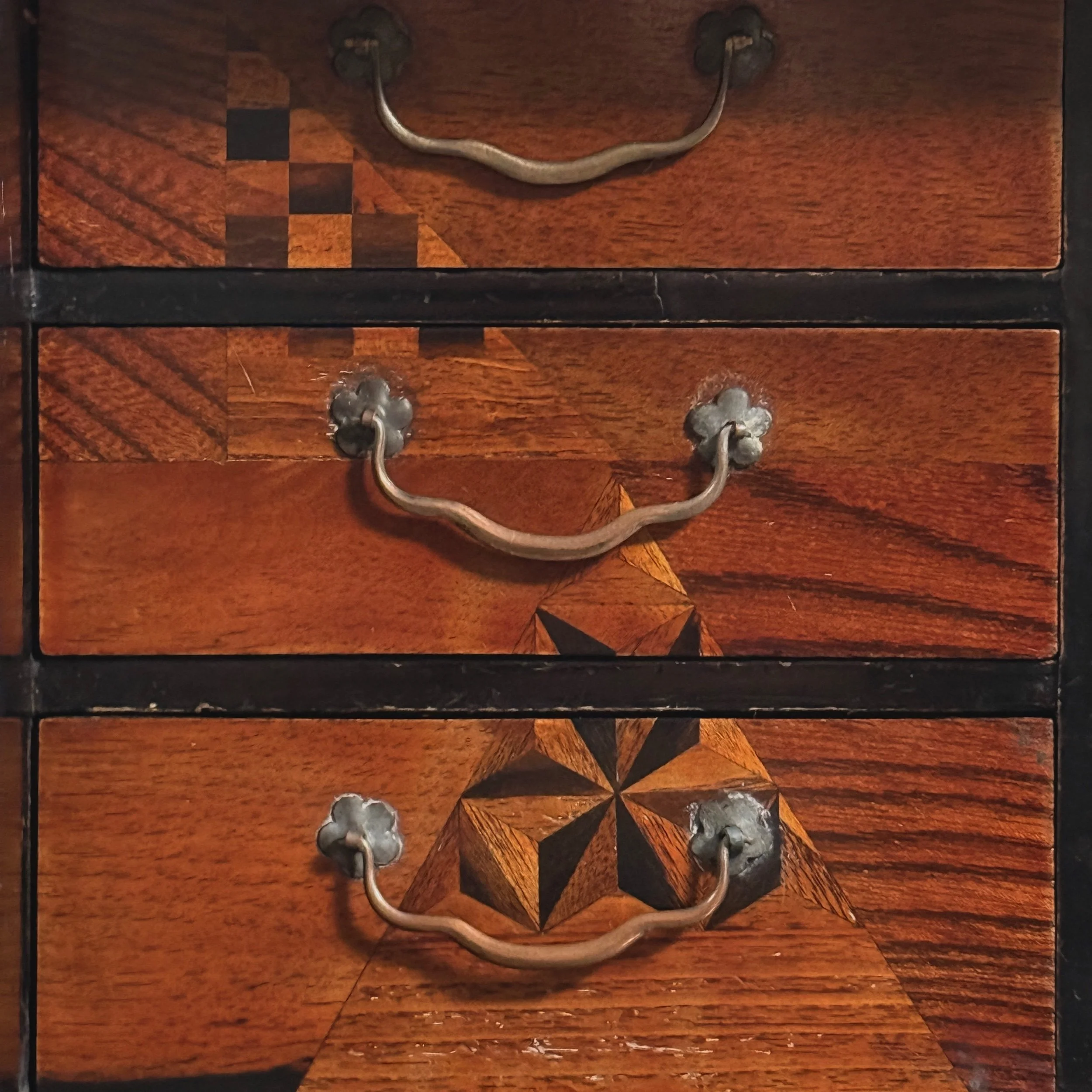 Antique Japanese Meiji period kodansu cabinet, yosegi parquetry and mother-of-pearl inlay