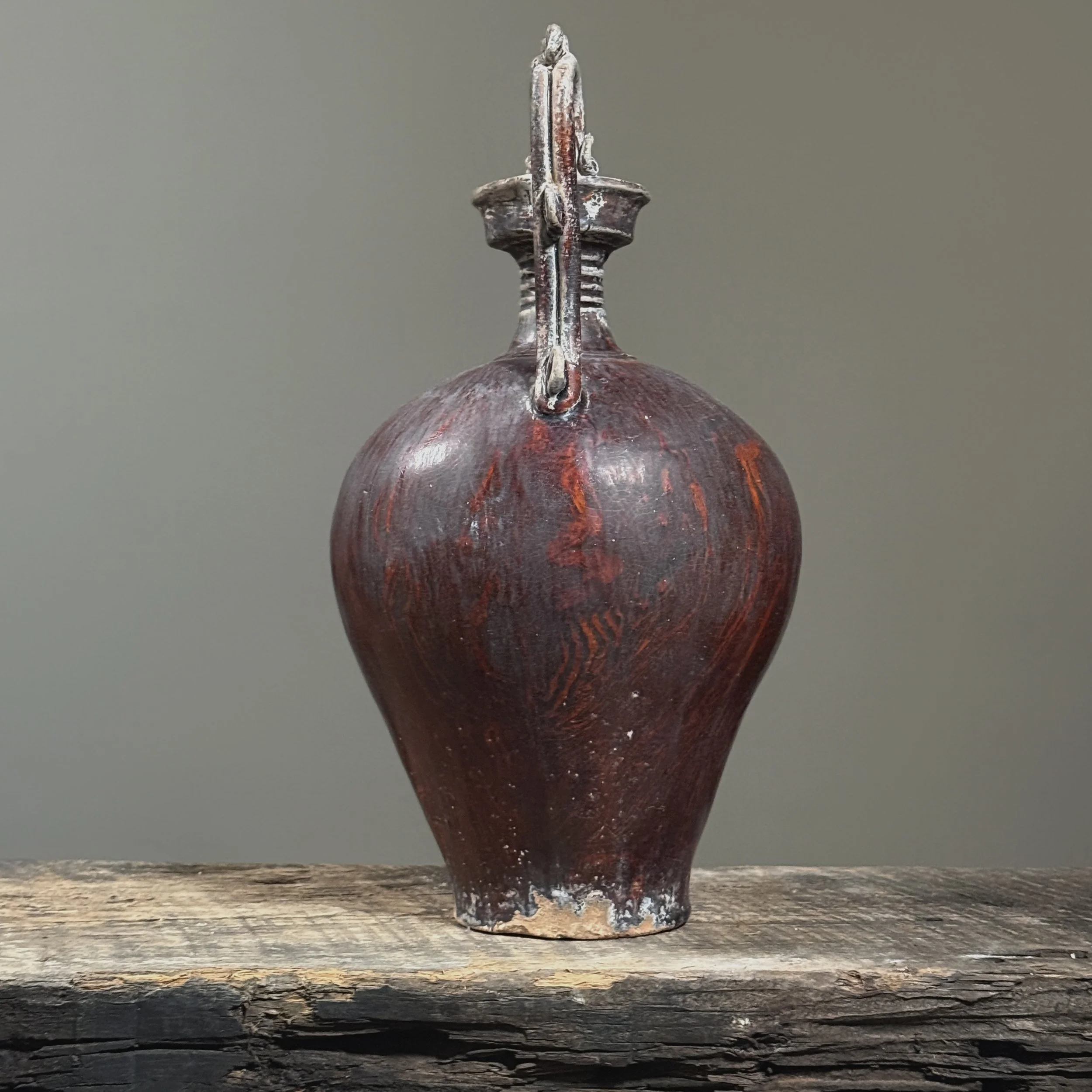 Double dragon-head handled amphora vase