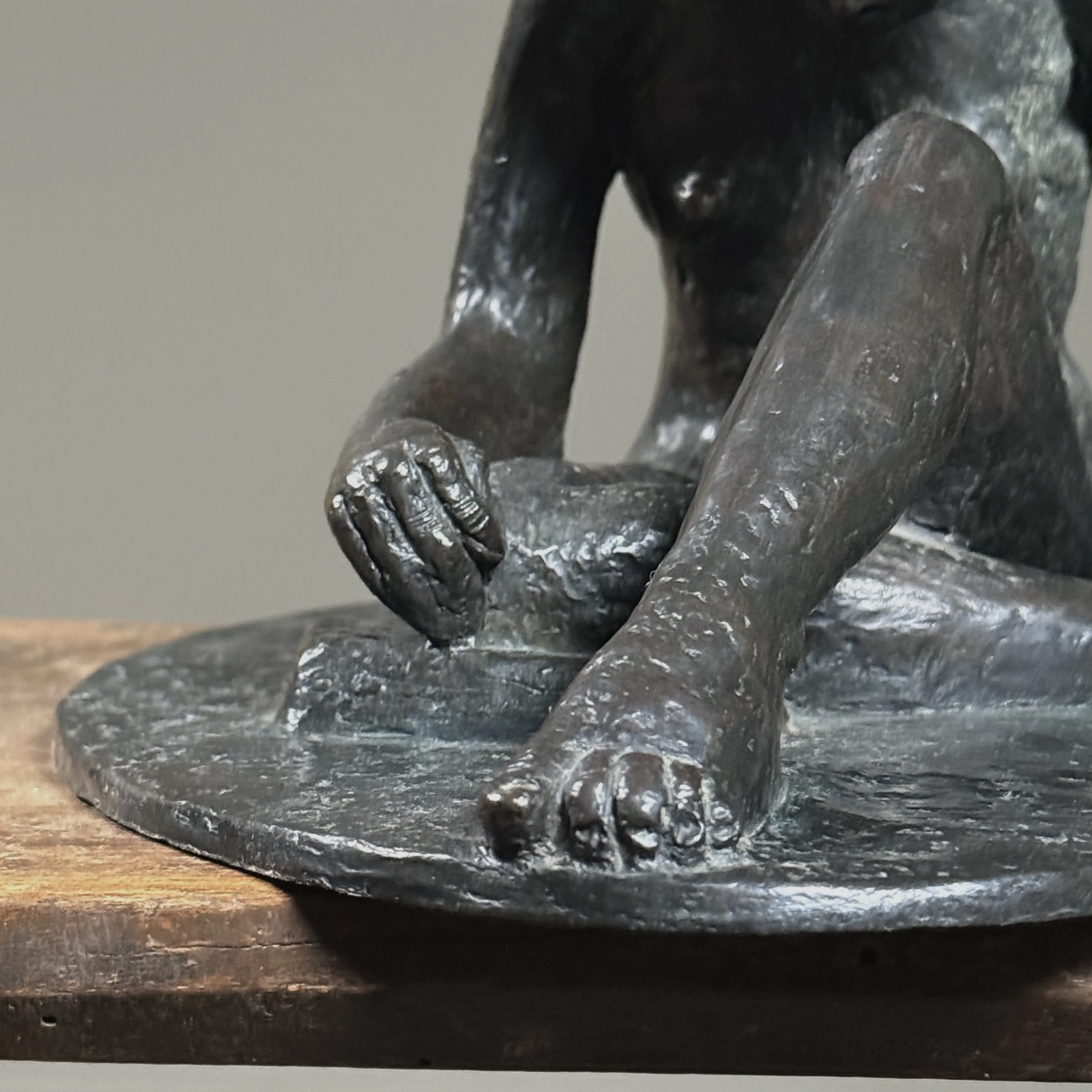Close up of the sculpture.