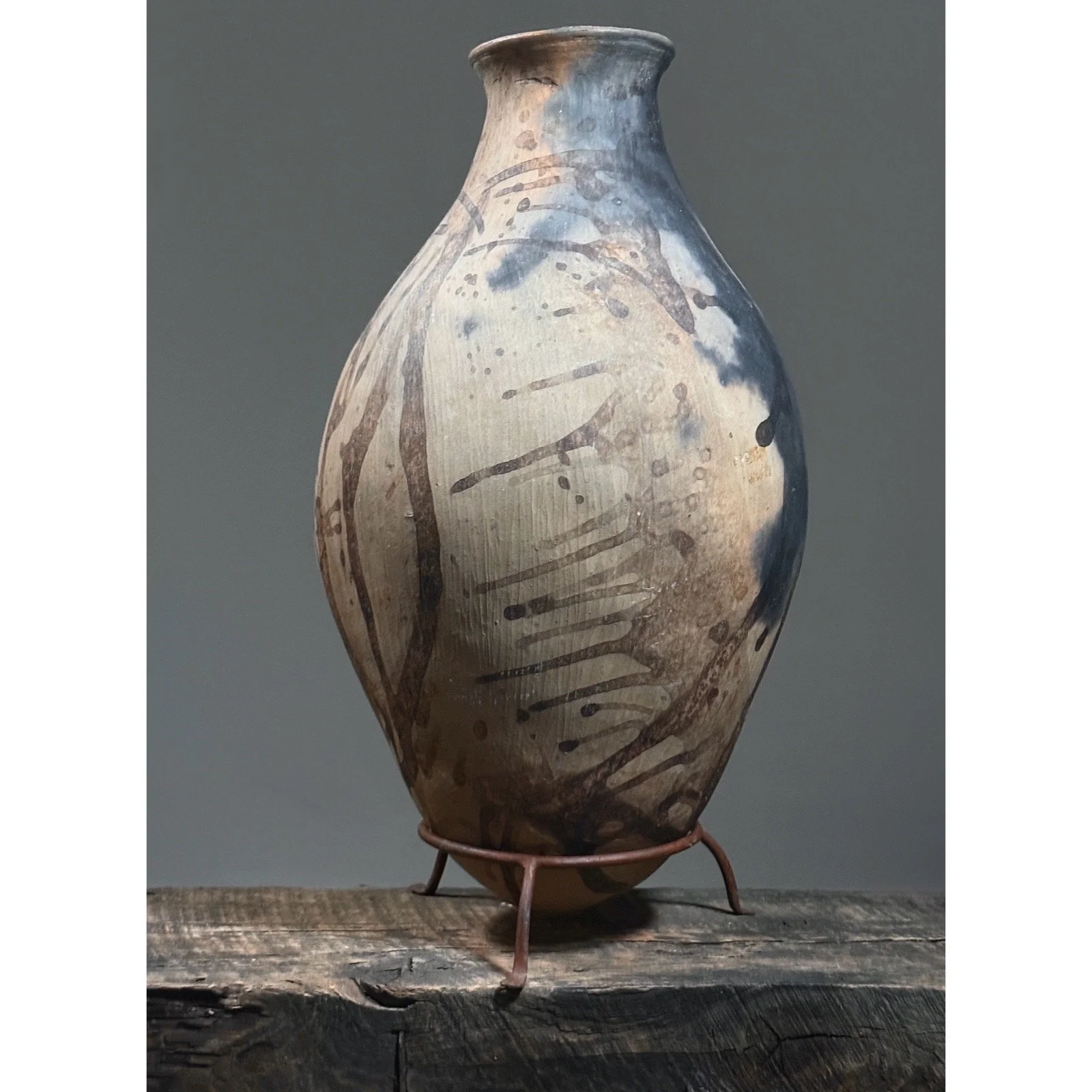 Mid-20th century Tonaltepec water jug with vegetal dye surface