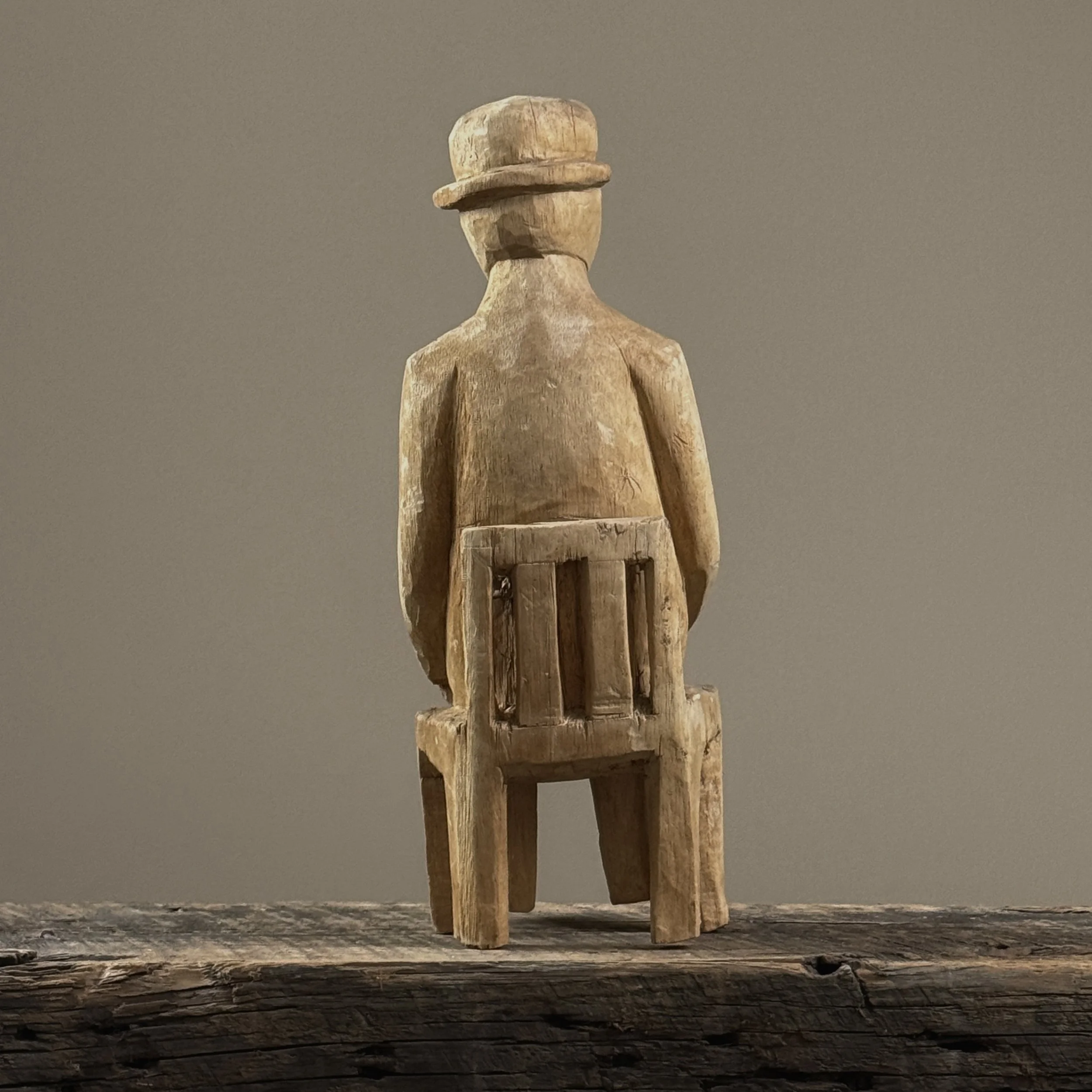 Vintage Guna nuchu hand carved folk art seated medicine figure, c. 1950