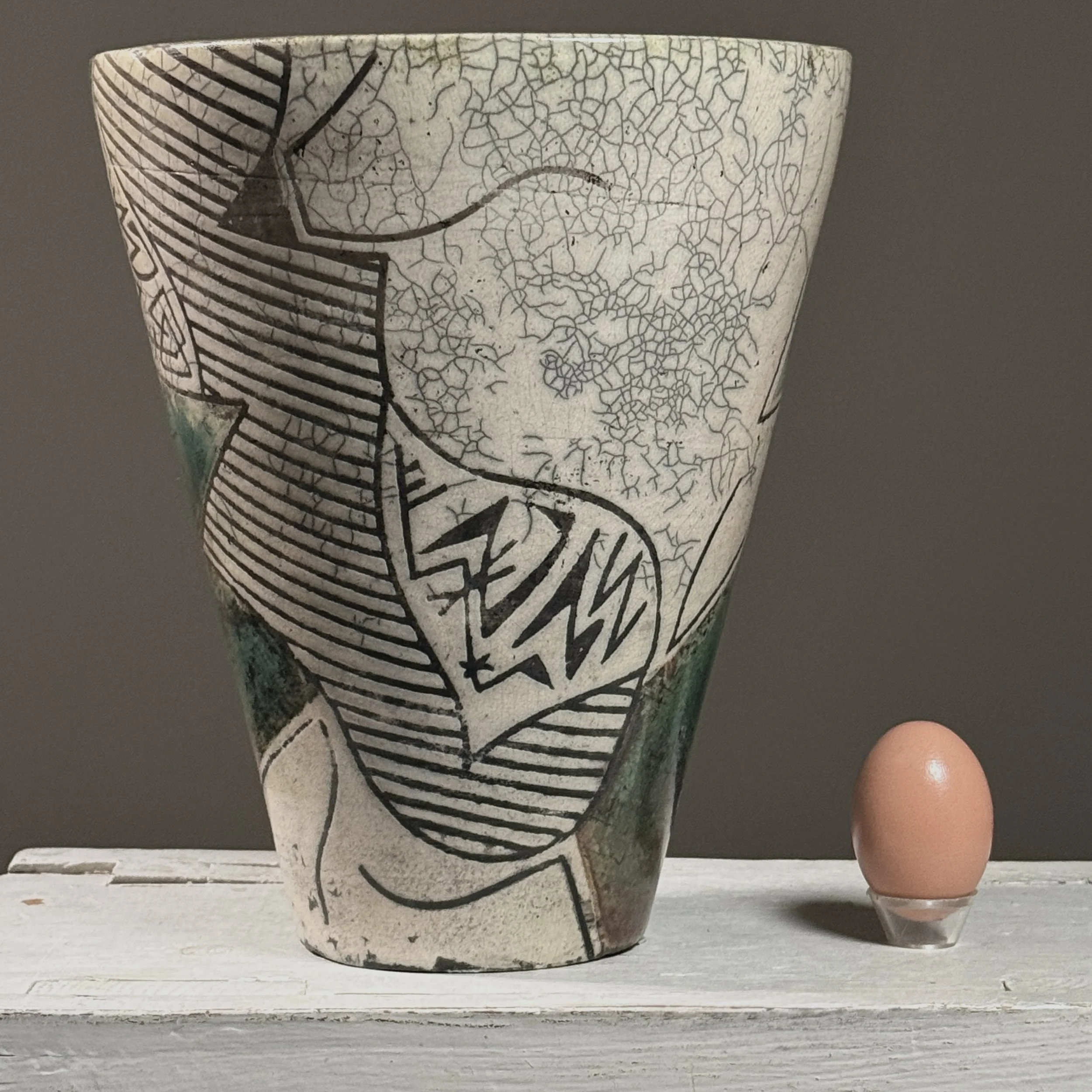 Vase with egg for size reference.