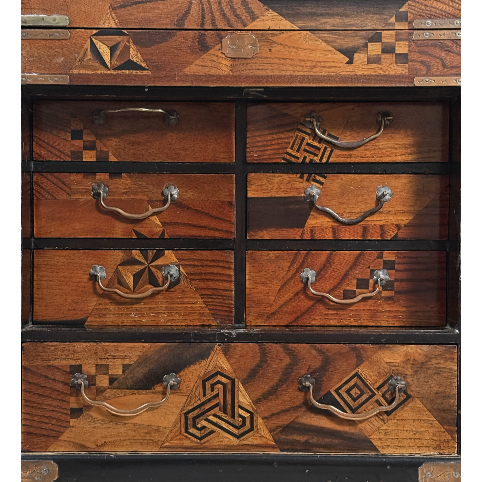 Antique Japanese Meiji period kodansu cabinet, yosegi parquetry and mother-of-pearl inlay