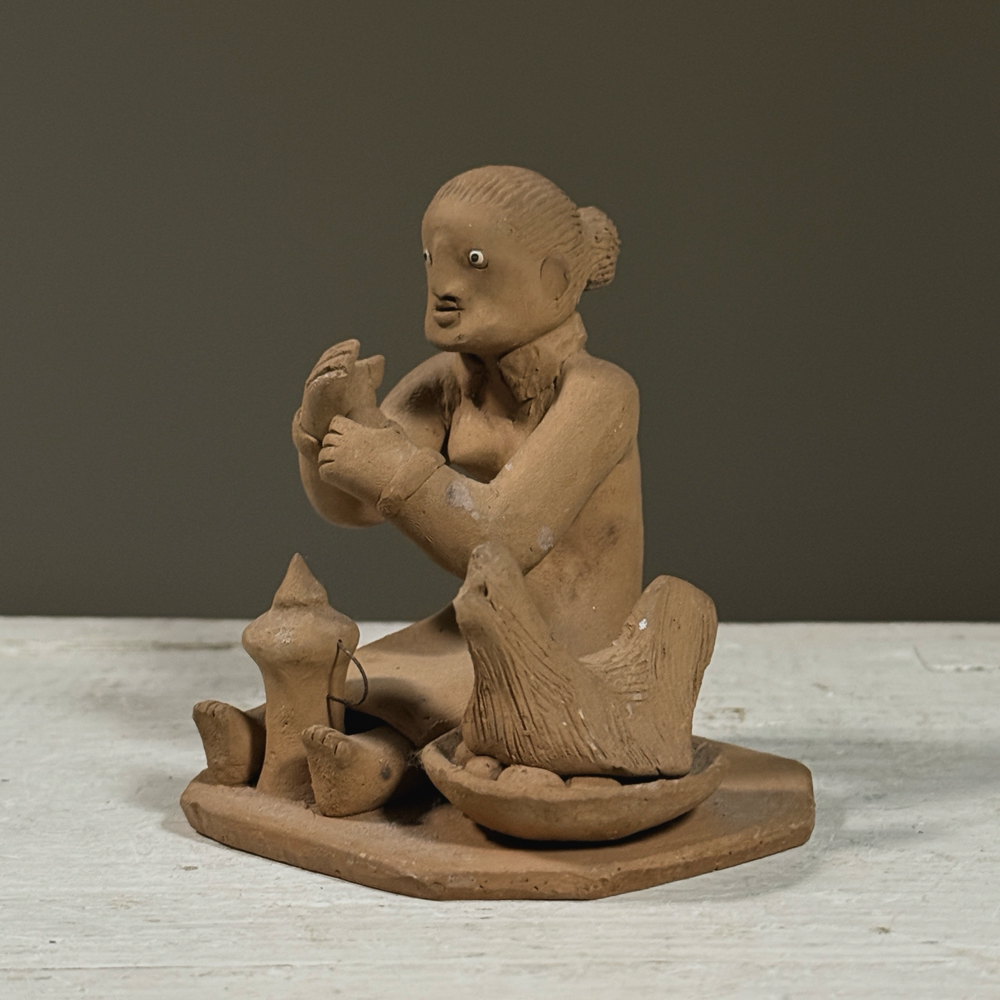Vintage Brazilian Folk Art Clay Sculpture of a Ceramic Artist, Signed João Vitalino