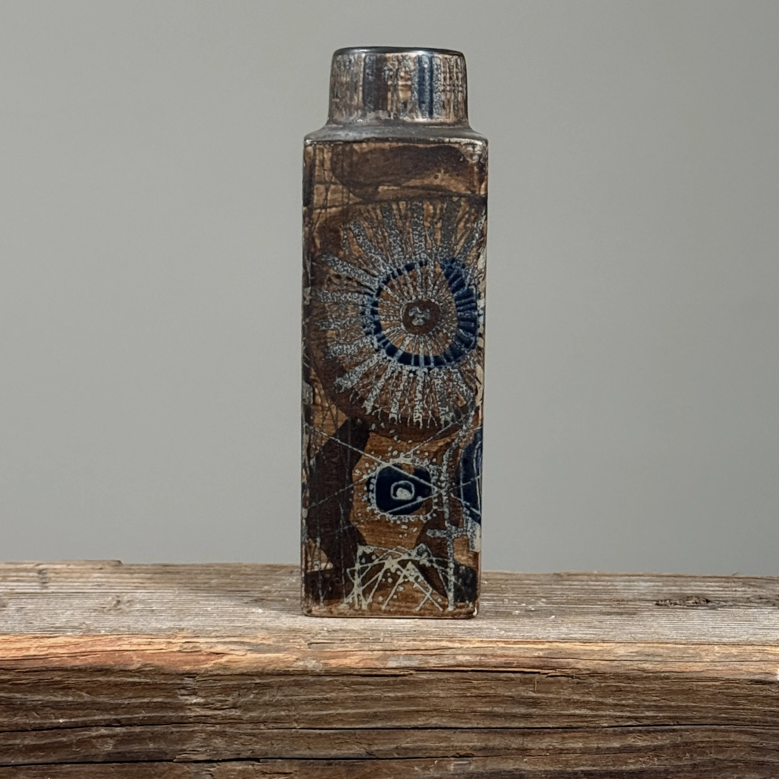 Nils Thorsson Royal Copenhagen Baca square vase, Sunflower motif, 1960