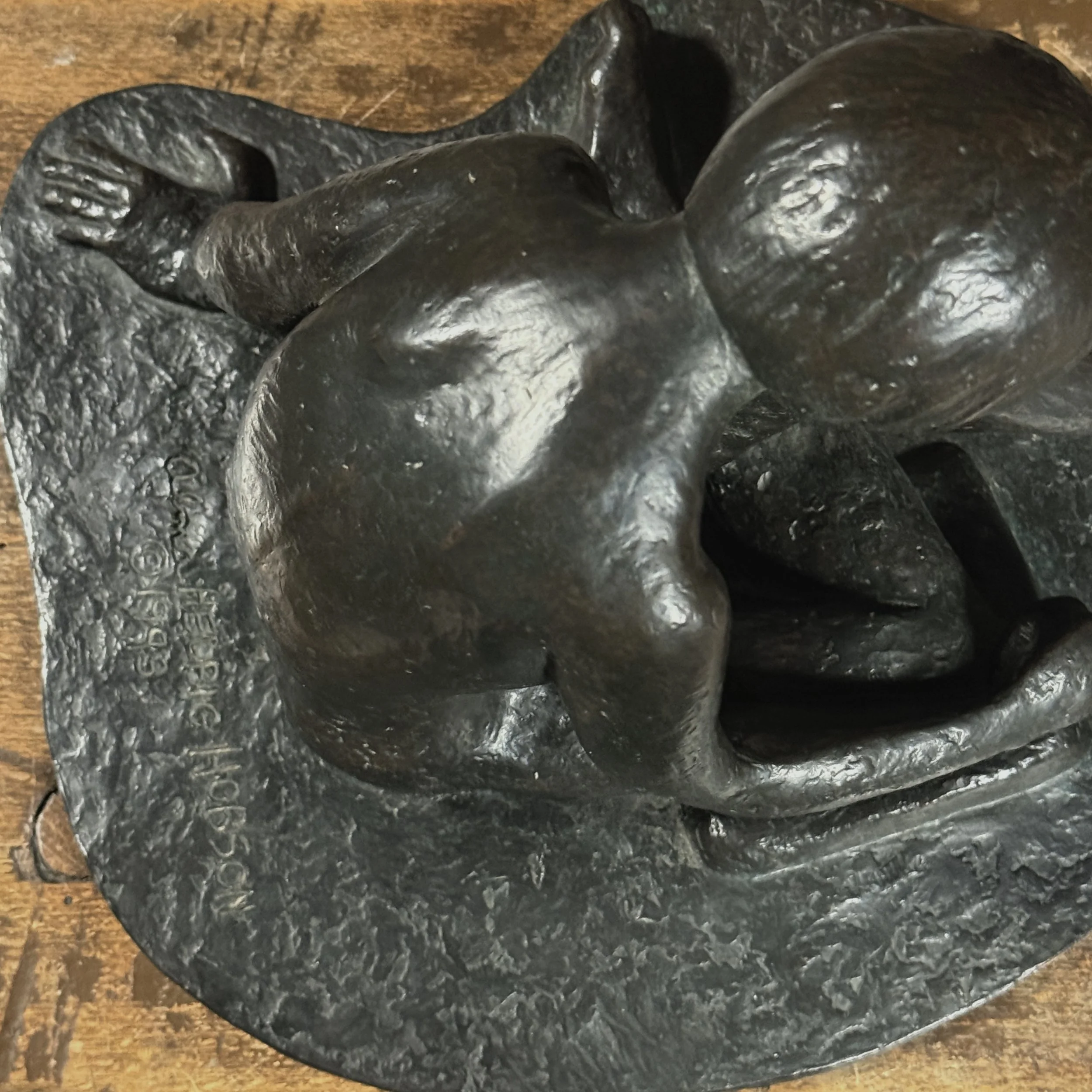 Above shot of sculpture.