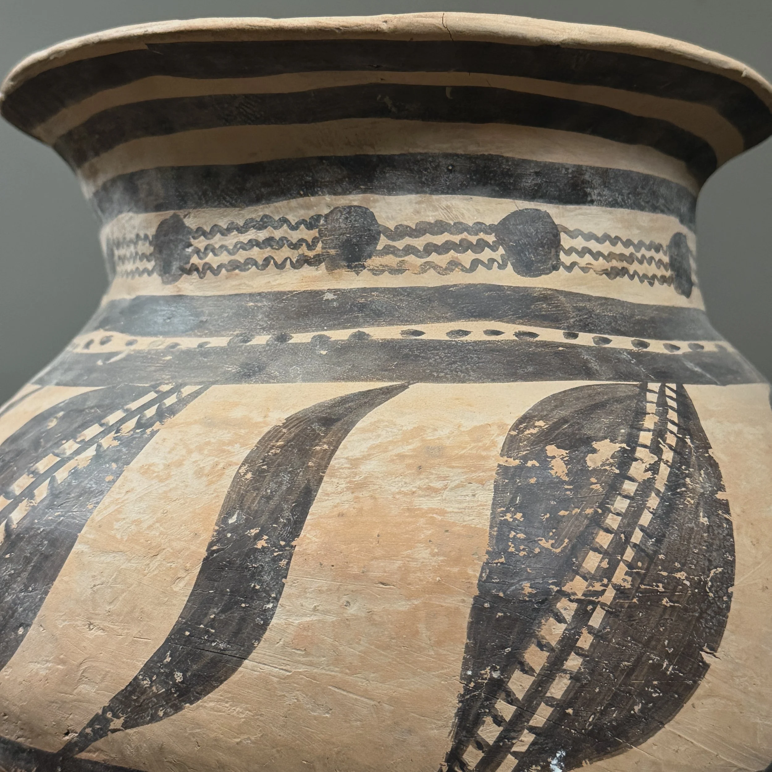 Angle highlighting the form and painted decoration.