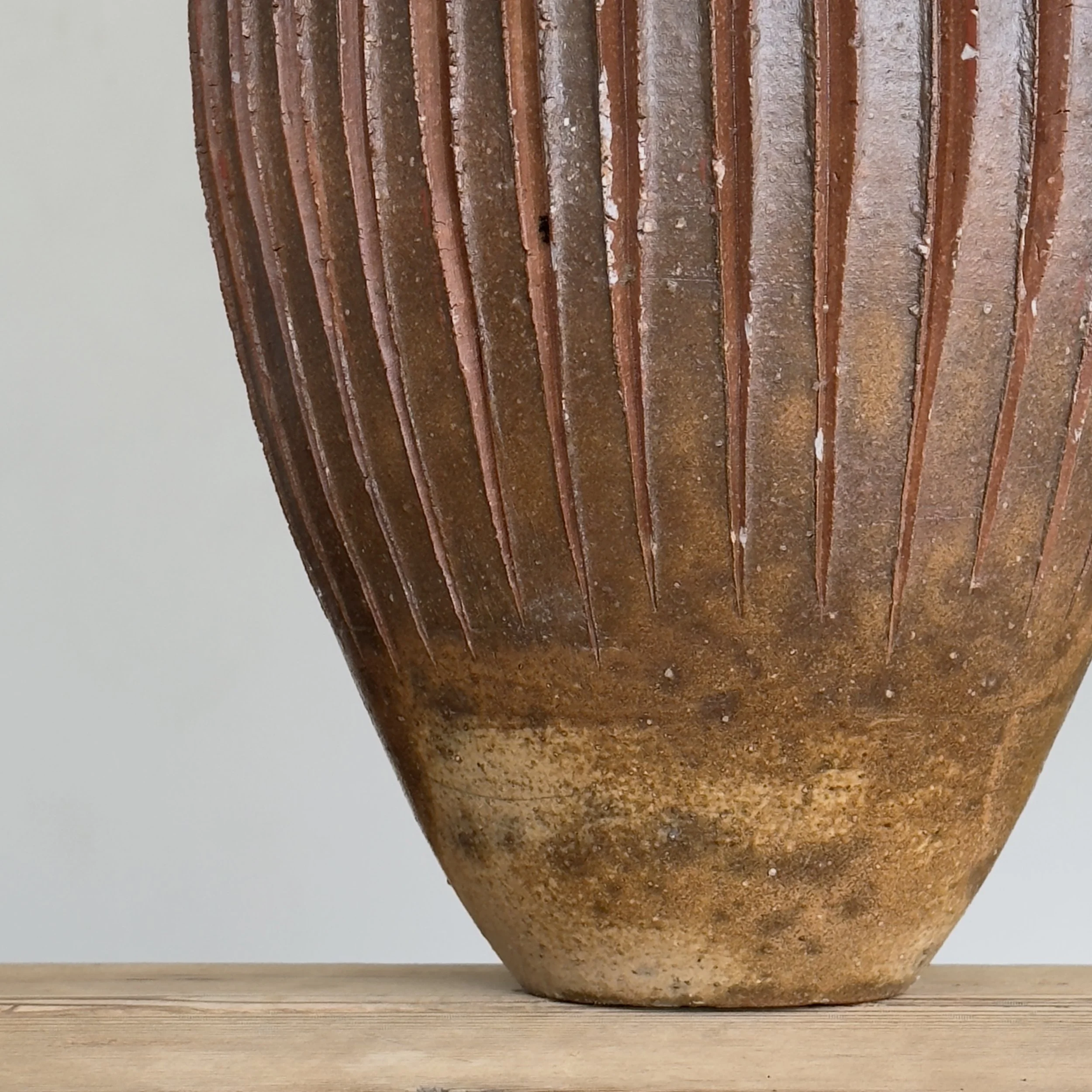Carved rib detail, wood fired stoneware vessel, Japanese modernist
