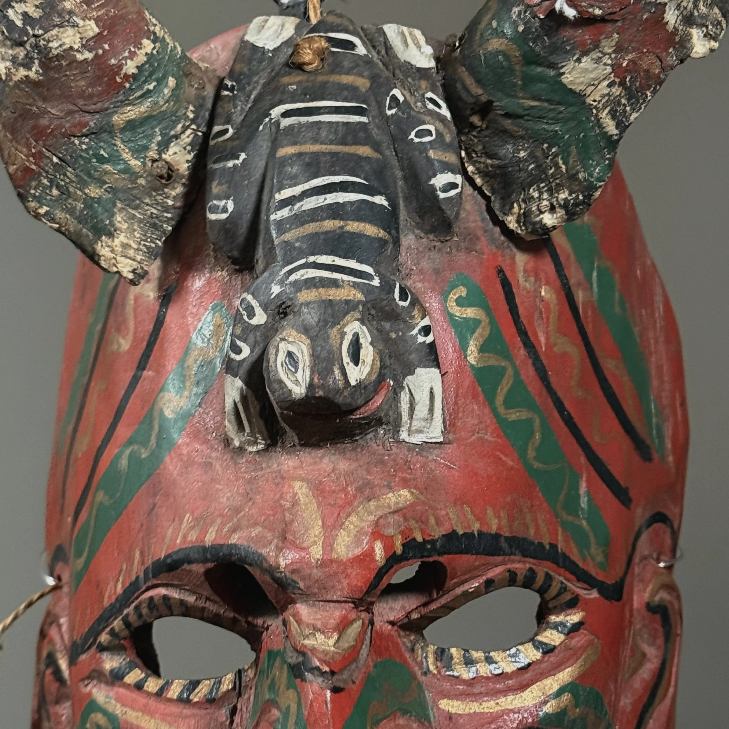 Detail of the organic horns and their attachment to the wooden form.