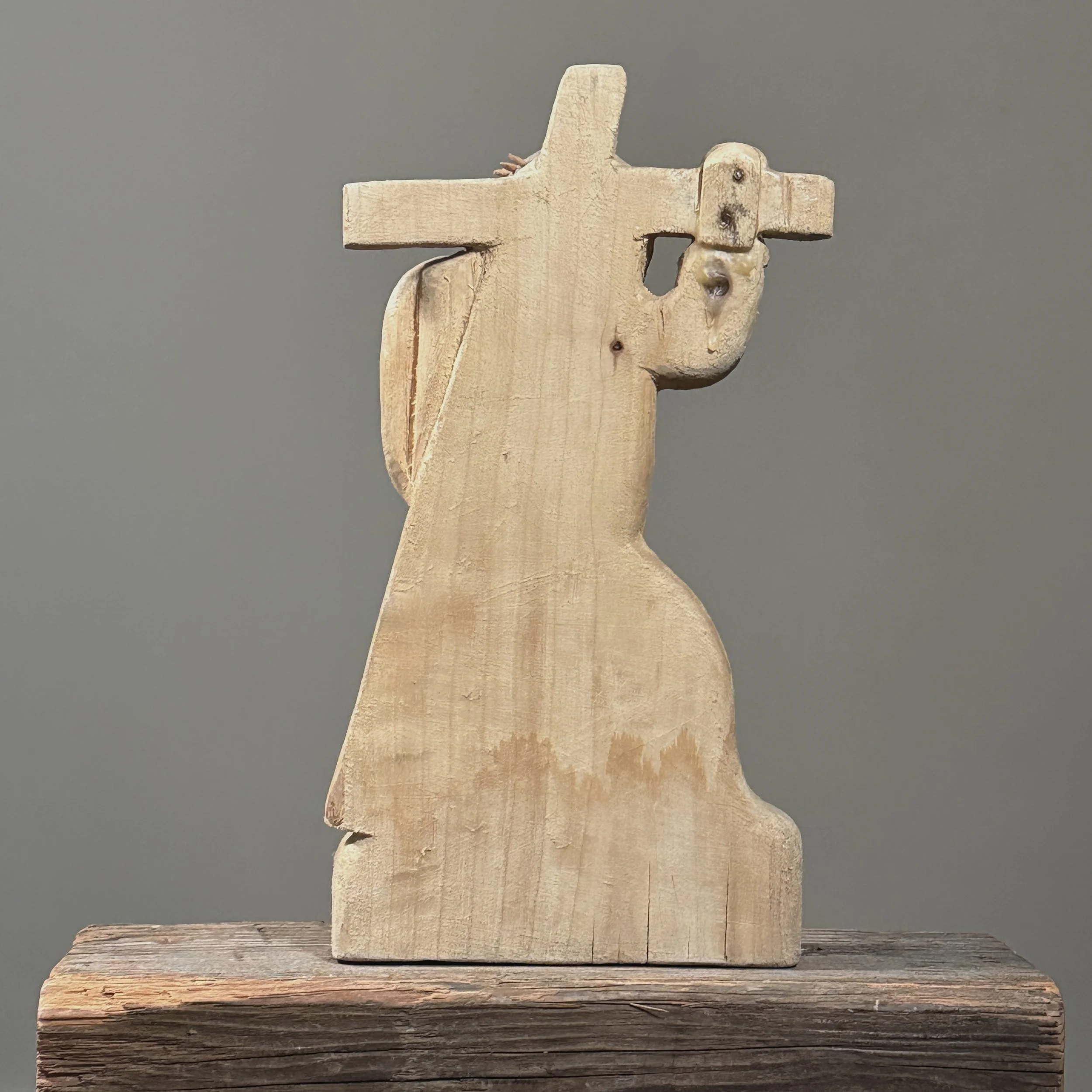 Rear view showing construction and mounting.