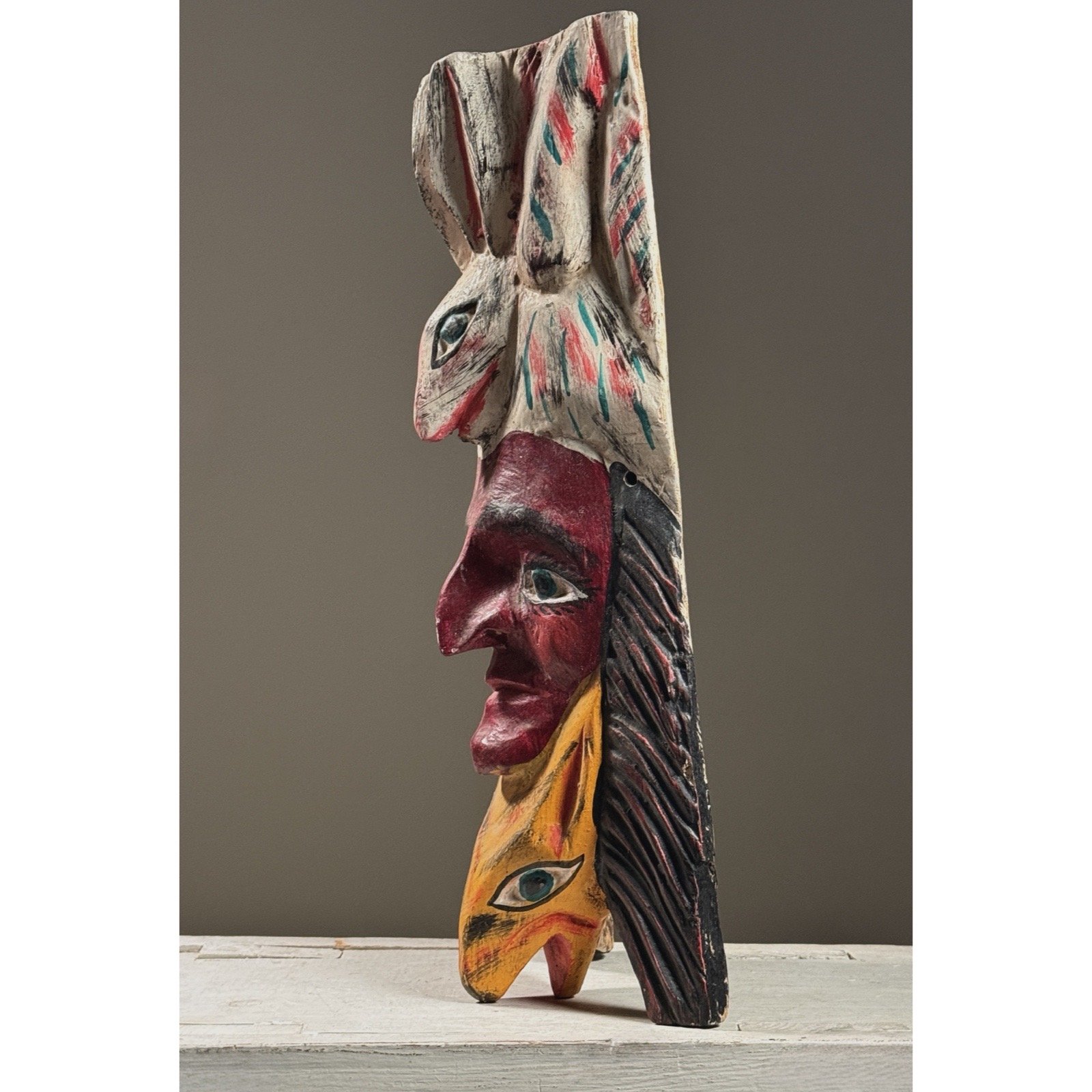 Side profile showing the mask's depth of 4.4 inches.