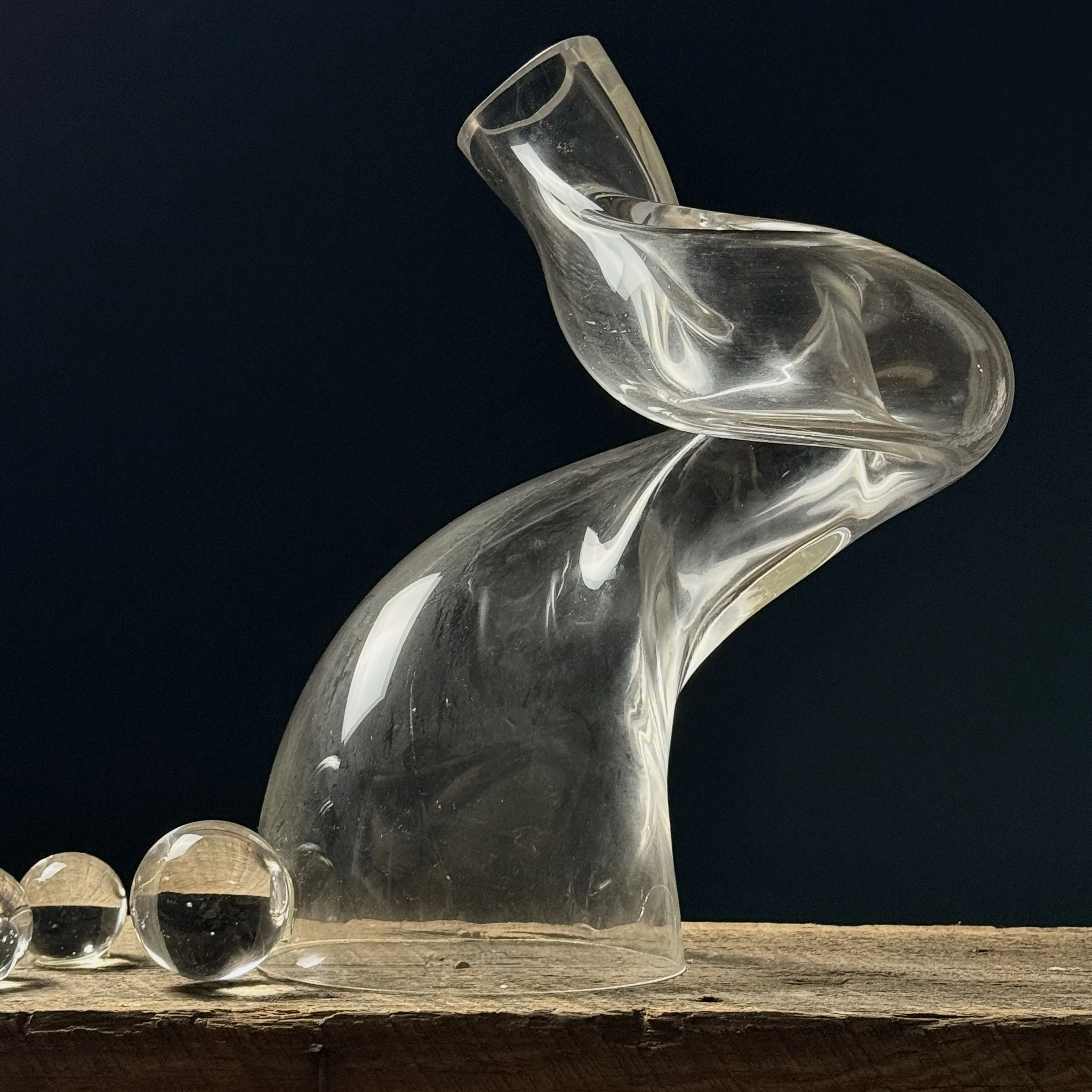 Large postmodern glass form with biomorphic contours and transparency