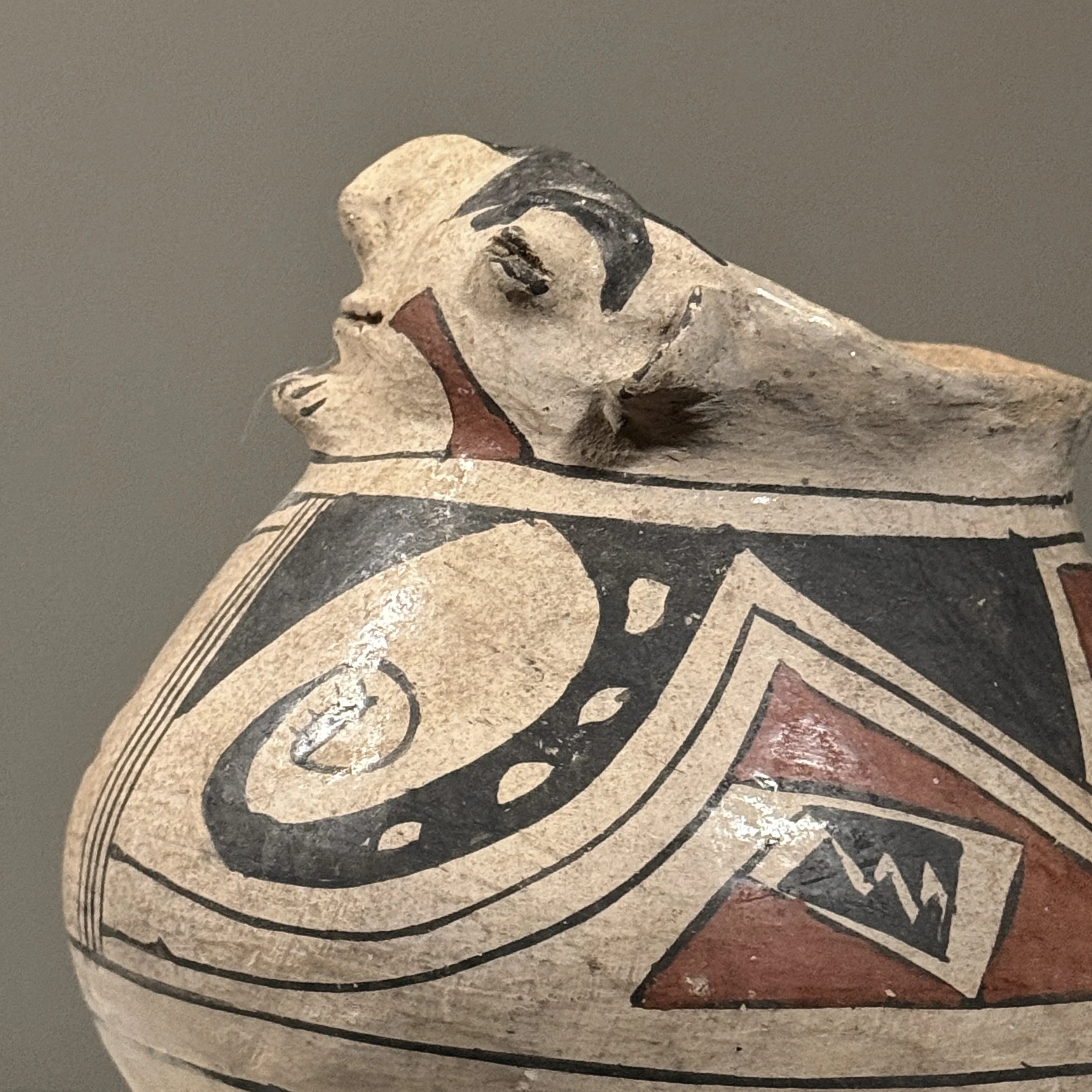 Side view of Casas Grandes or Mata Ortiz pottery