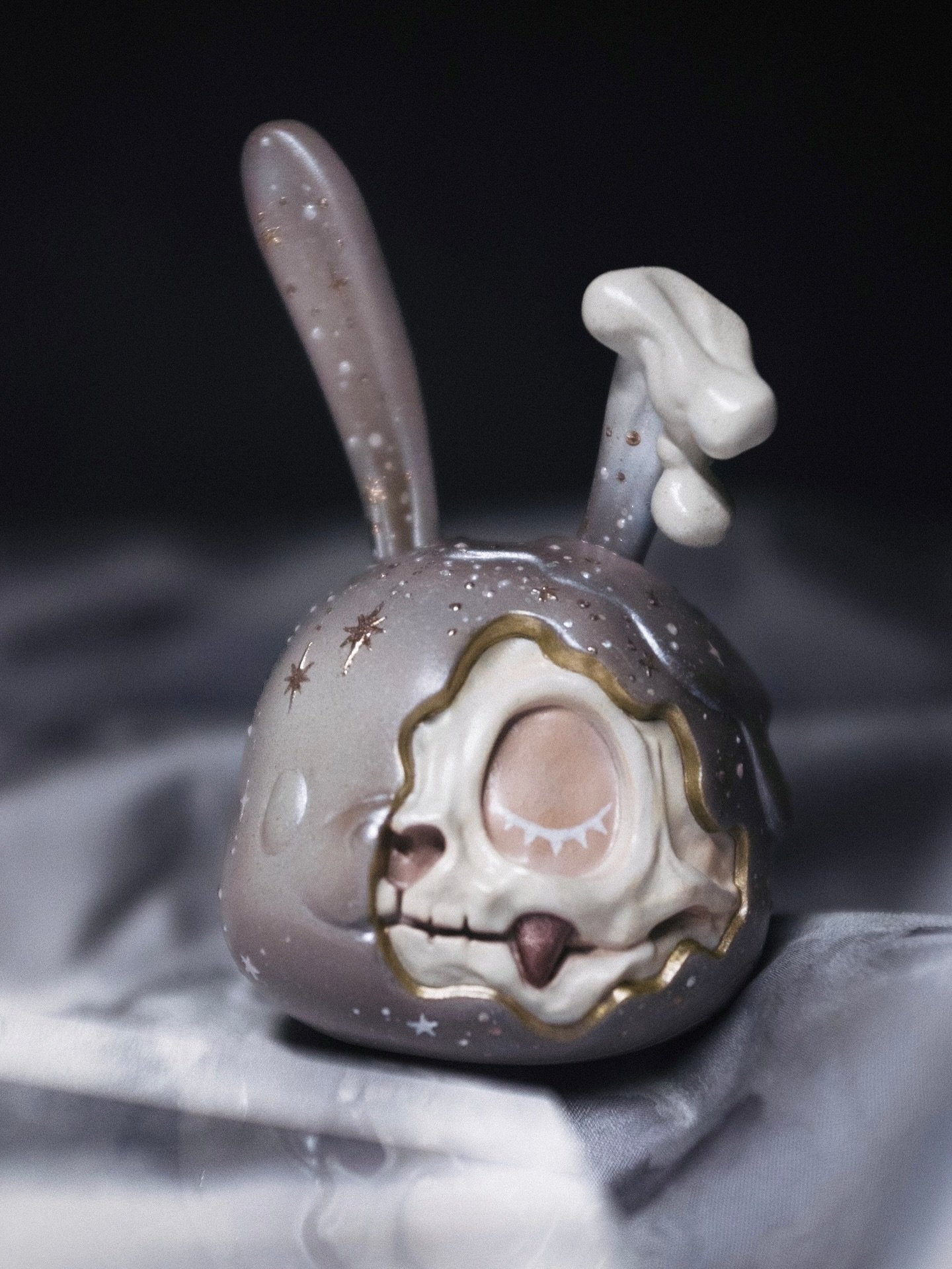 【Luna】DCon Limited drop🌙
The wishkeeper has no name. Tonight, she decides to borrow one.
It drifts to her from a distant star.
&ldquo;Luna.&rdquo;
She likes the sound. It flows gently in her mouth.

She touches the star and feels the whisper stir.
I