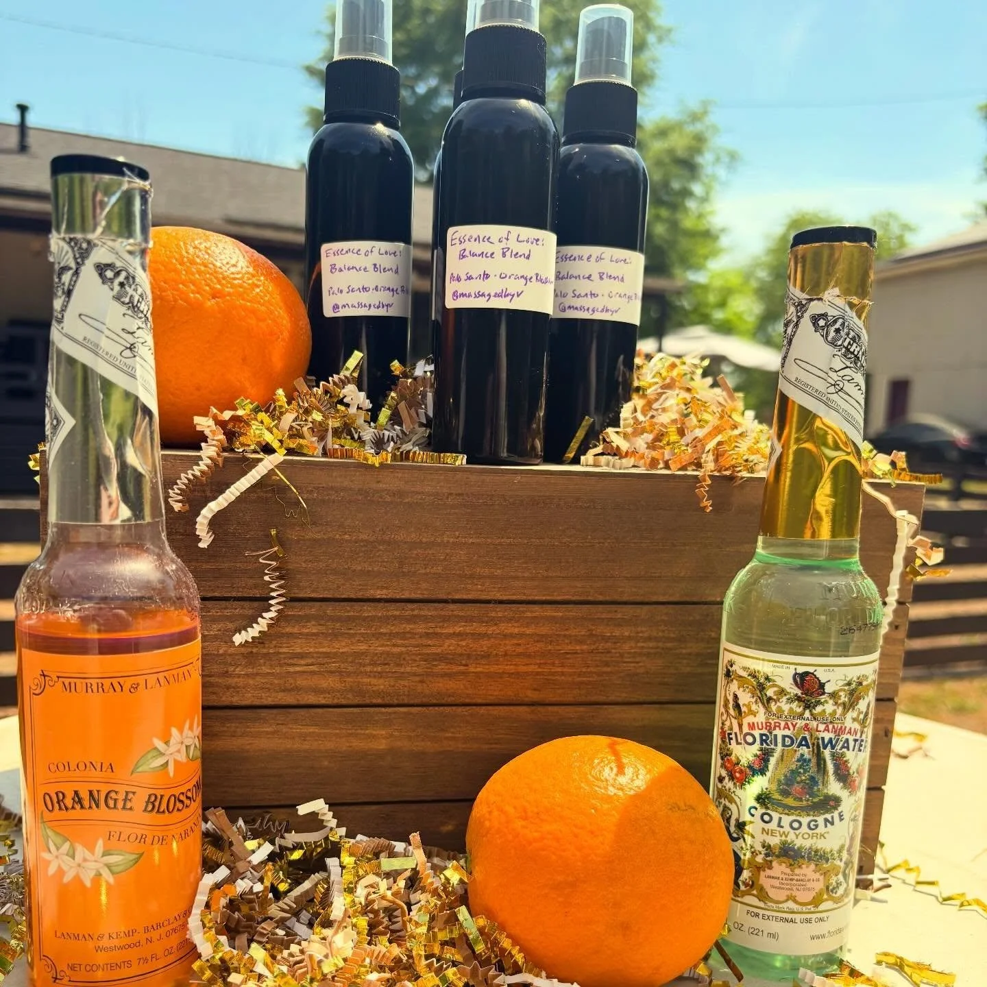 LIMITED TIME ONLY‼️
Essence of Love Spray: Balance Blend
Balance is important to any type of love. You have to know when to move, when to listen, and when to just be. Working to achieve balance looks many different ways because we are all such differ