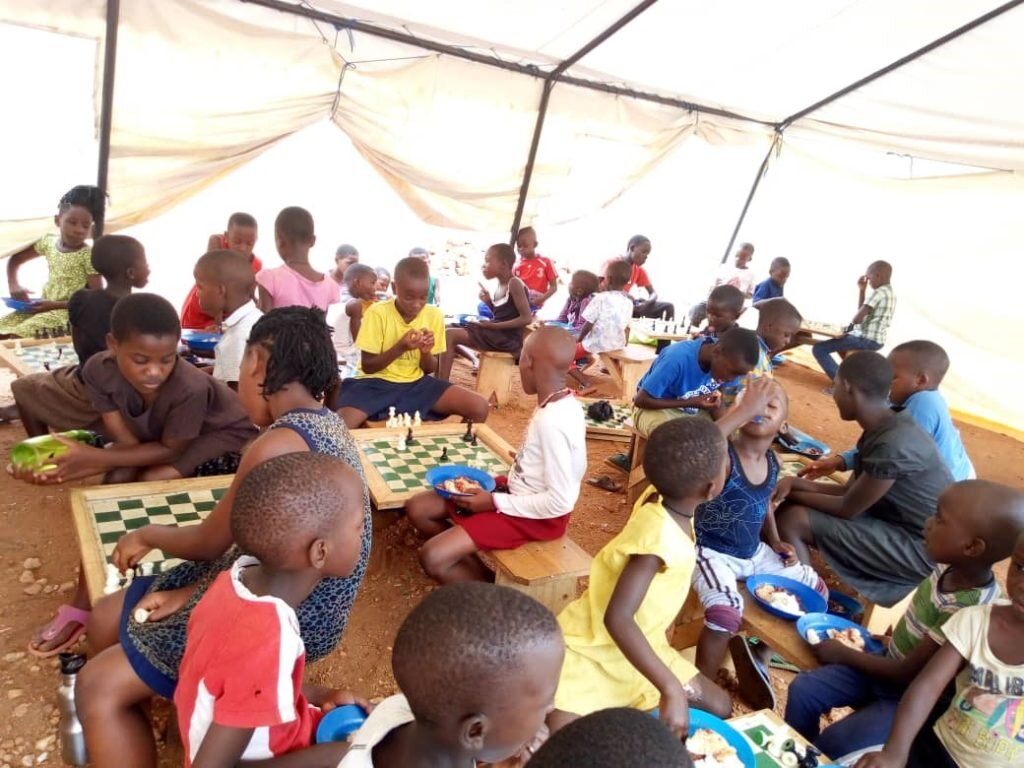 Katwe-Project-lunch-at-Chess-Club-1024x768.jpg