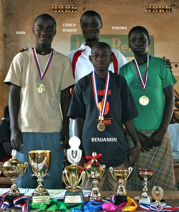 Ivan, Robert, Benjamin and Phiona  2009.jpg