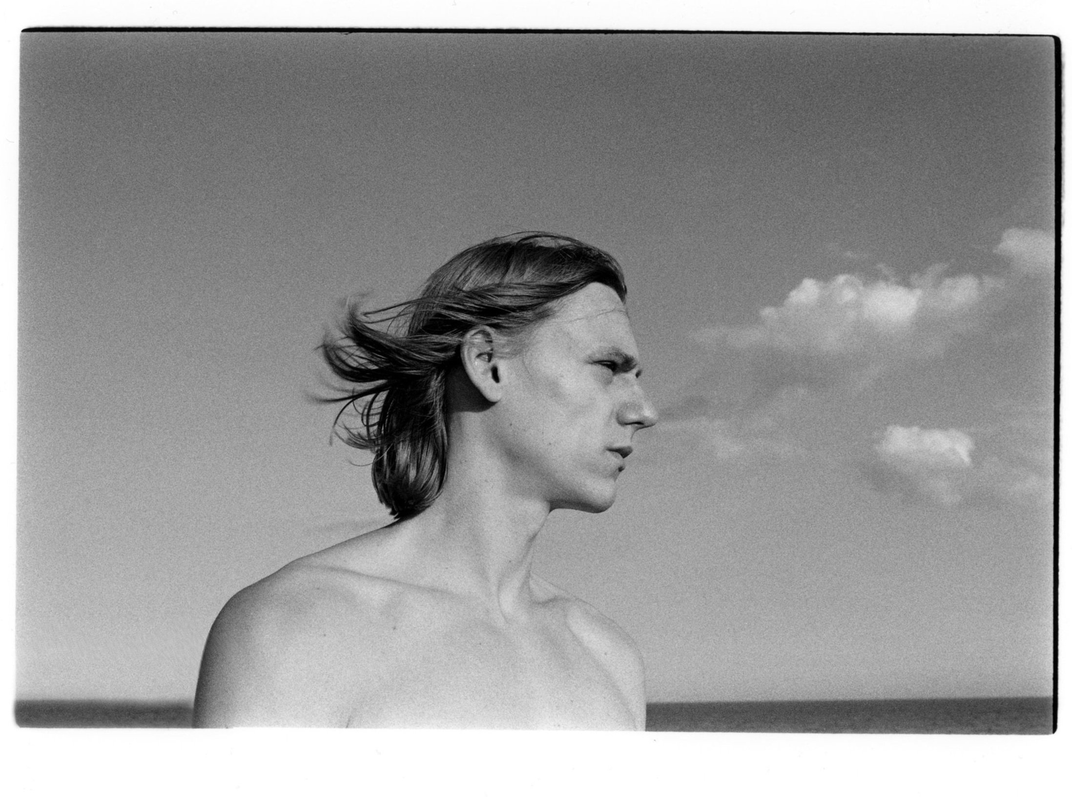 Chexiya kochalarida pul uchun jinsiy aloqa videolari