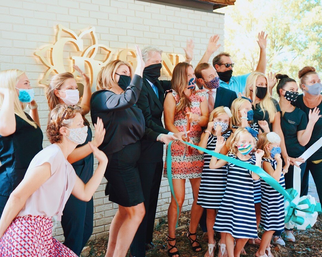 Just a few weeks ago @mountianbrookchamber held our Ribbon Cutting 🎉⠀⠀⠀⠀⠀⠀⠀⠀⠀
⠀⠀⠀⠀⠀⠀⠀⠀⠀
⠀⠀⠀⠀⠀⠀⠀⠀⠀
We have been overwhelmed with all of the love and support we have received so far. Opening a business isn&rsquo;t easy to begin with... but opening a b