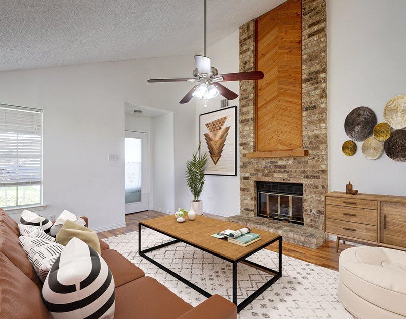 And we have another 🆕 listing for you this Thursday! Meet 11601 Norwegian Wood Dr. in the Quail Hollow Neighborhood of North Austin.

We love this charming townhome for its cozy feel, wrap around front porch, and lush yard, plus it&rsquo;s steps to 